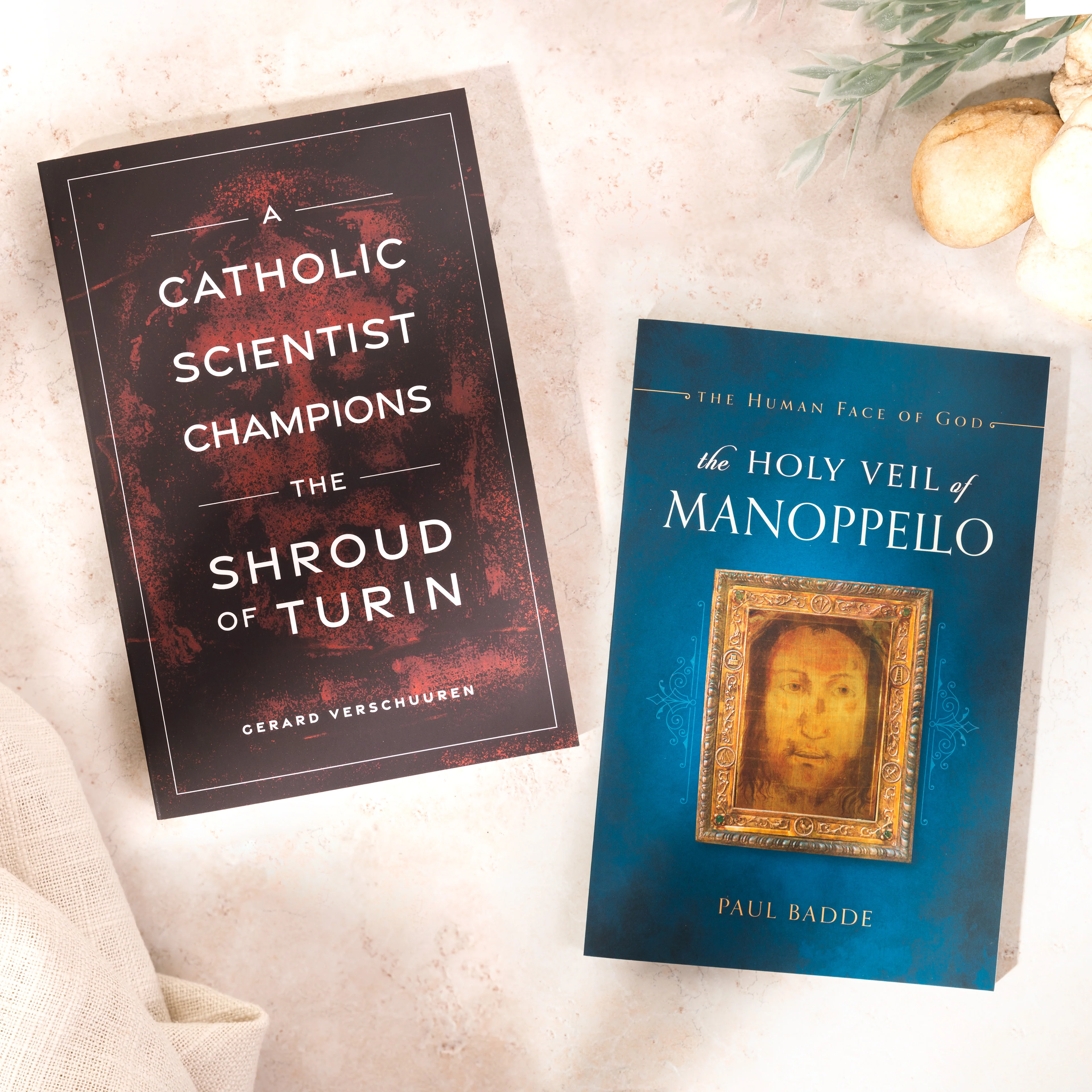 A Catholic Scientist Champions the Shroud of Turin & The Holy Veil of Manoppello - The Human Face of God (2 Book Set) - Image 2