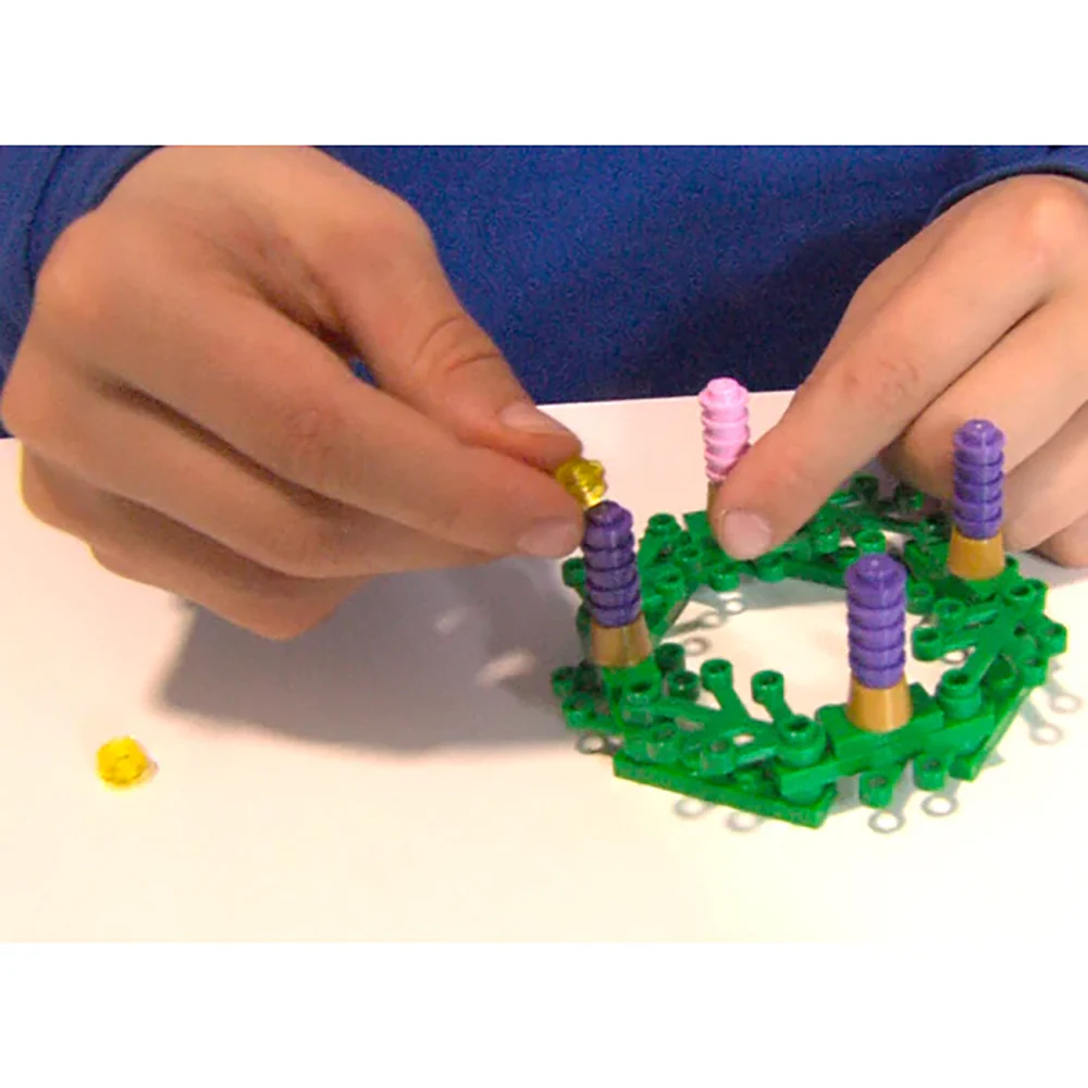 Advent Wreath Lego Set - Image 3
