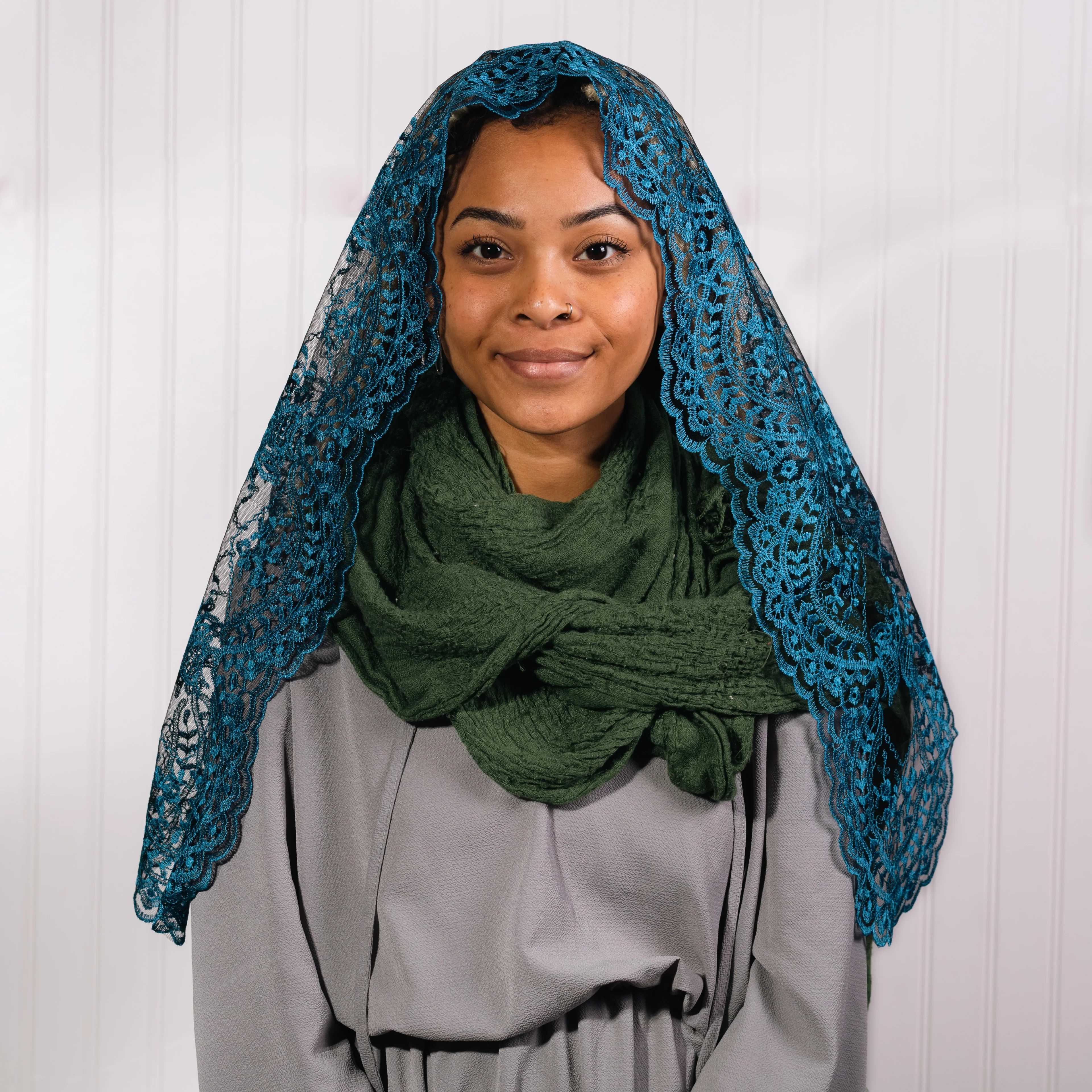 Albanico Spanish Lace Chapel Veil - Multiple Colors - Image 11
