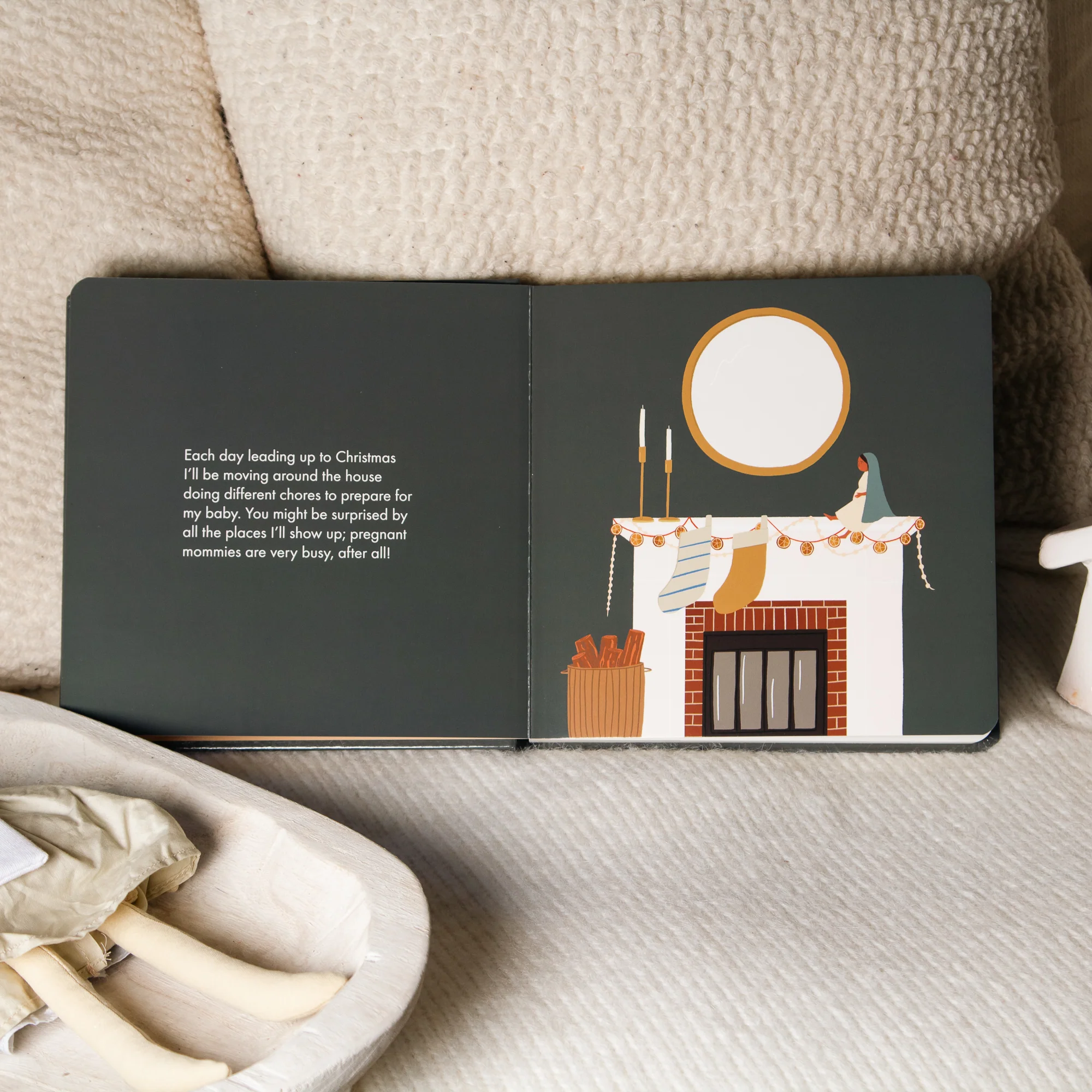 Be A Heart Mary on the Mantel Book & Activity Kit - Image 4