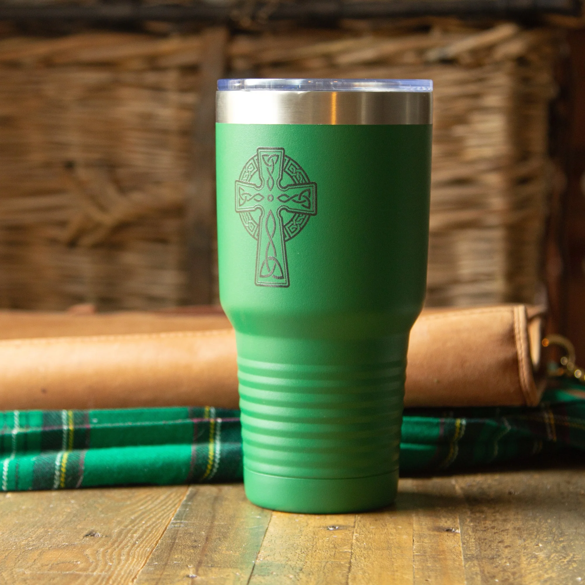 Celtic Cross Large Green Insulated 30oz Tumbler - Image 2