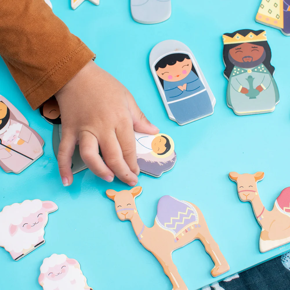 Christmas Nativity Wooden Magnet Set - Image 2