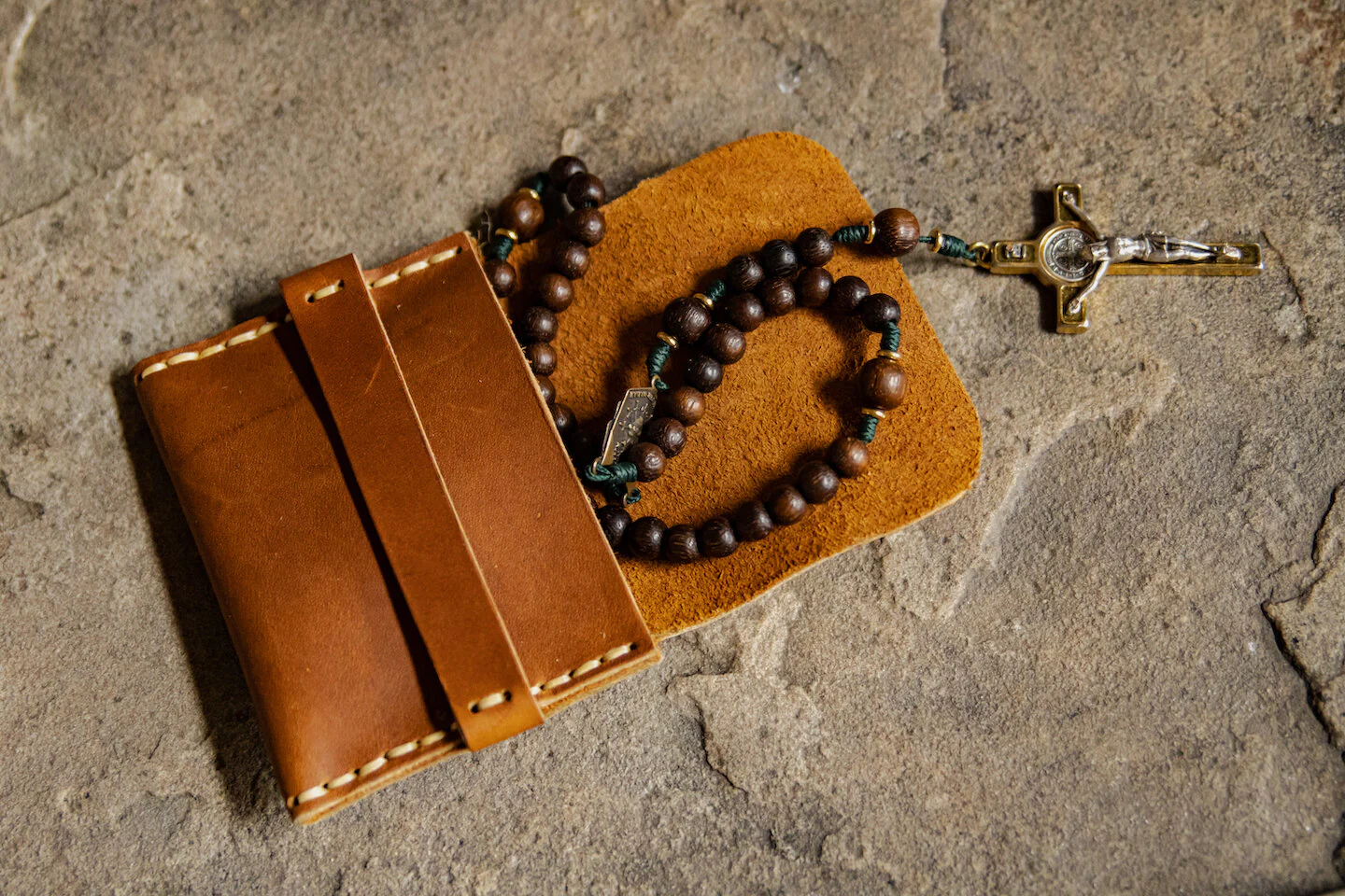 Cross Premium Leather Rosary Pouch - Image 3