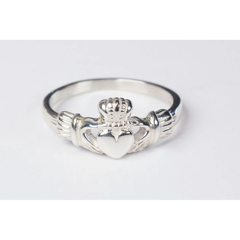 Cutout Sterling Silver Claddagh Ring - Multiple Sizes - Image 3