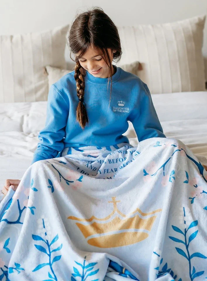Daughter of the King Fleece Throw Blanket - Image 3