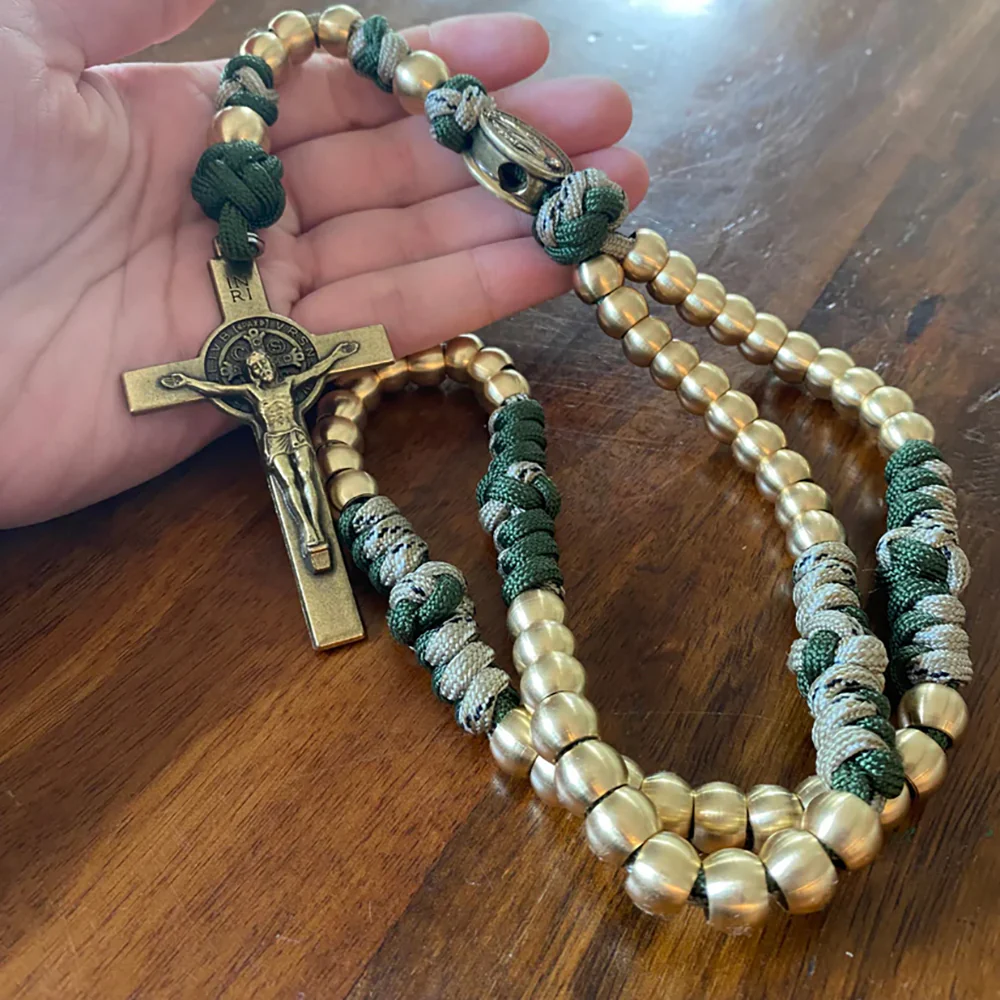 Deluxe Green Paracord & Brass Miraculous Medal Rosary - Image 4