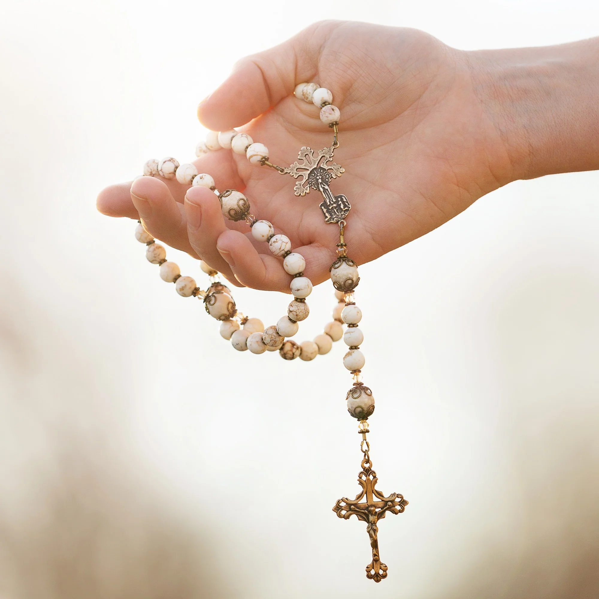 Promises of Fatima Heirloom Rosary - Image 3