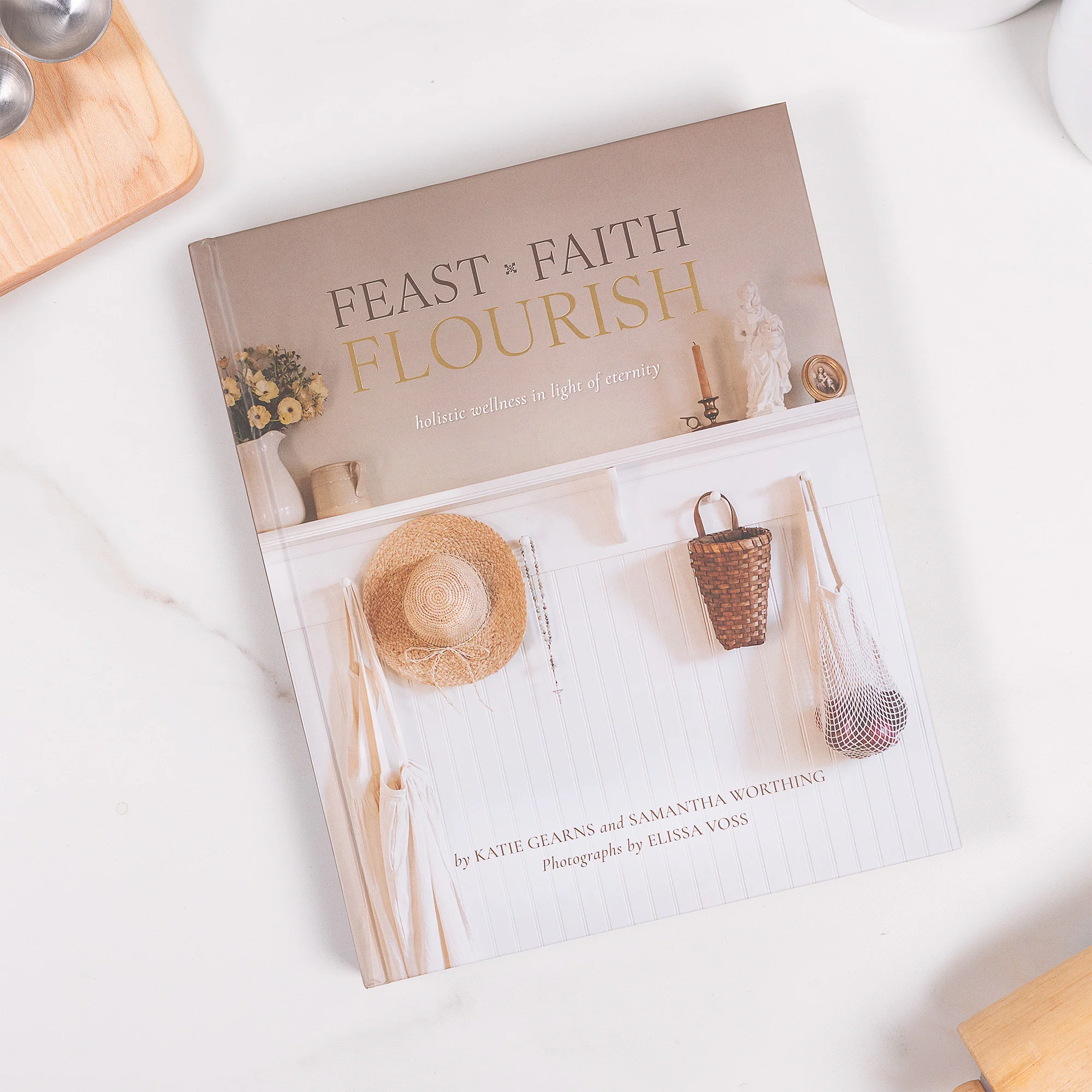 Feast, Faith, Flourish Book & Lord Lead Me Dish Towels Set - Image 2