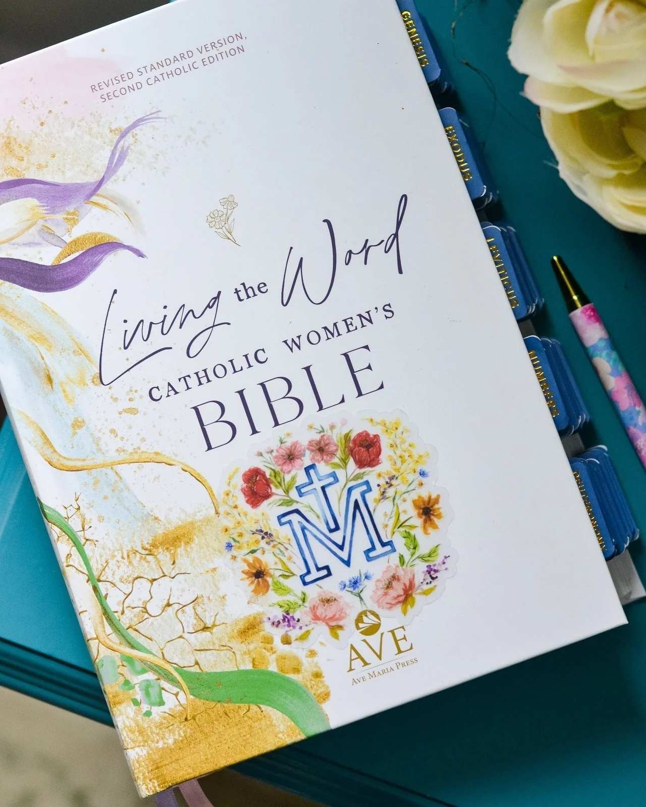 Floral Marian Cross Vinyl Sticker - Image 3