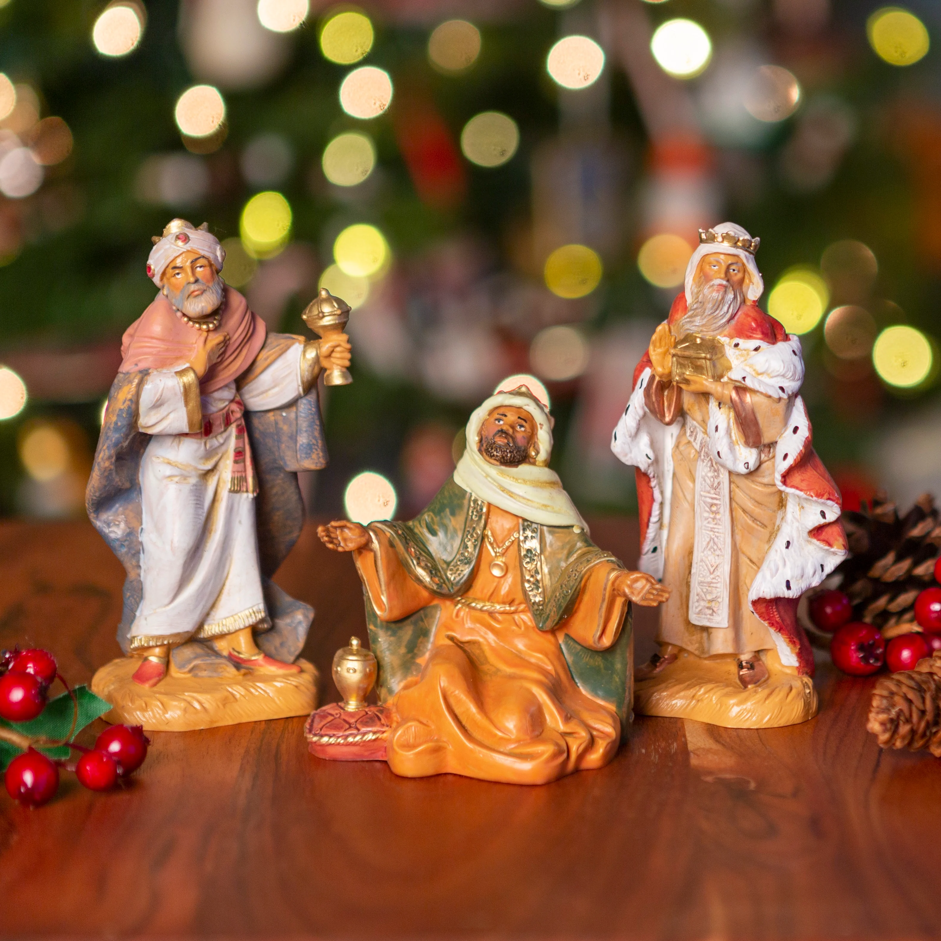 Fontanini Three Kings Set 5" Scale - Image 2