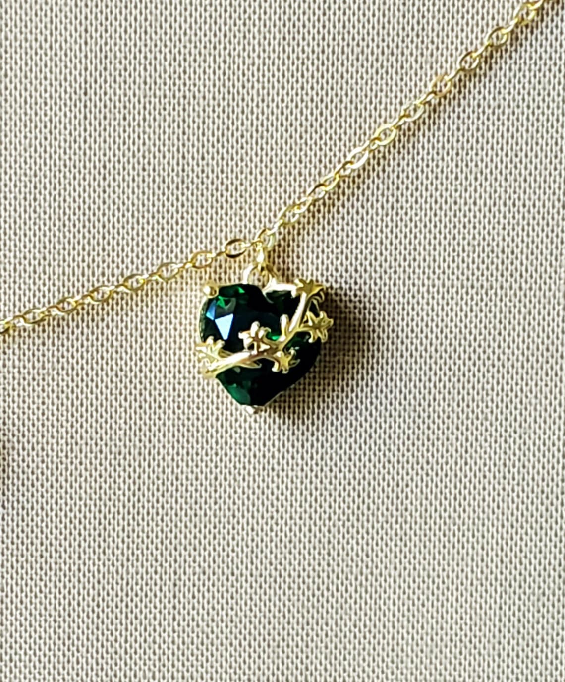 Gold Over Sterling 3 Hearts Jeweled Choker - Image 3