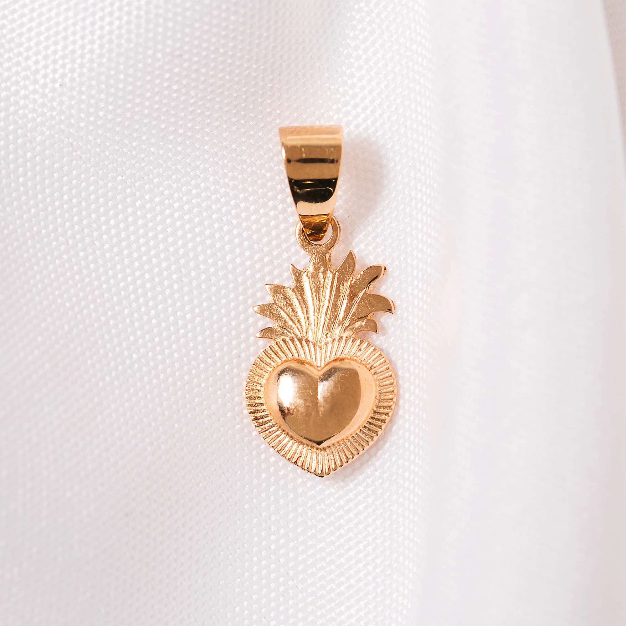 Heirloom Sacred Heart Pendant - 18 KT Gold or Gold over Sterling Silver - Image 2