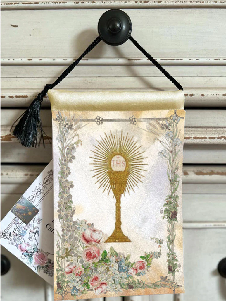 Holy Eucharist Blessing Pouch