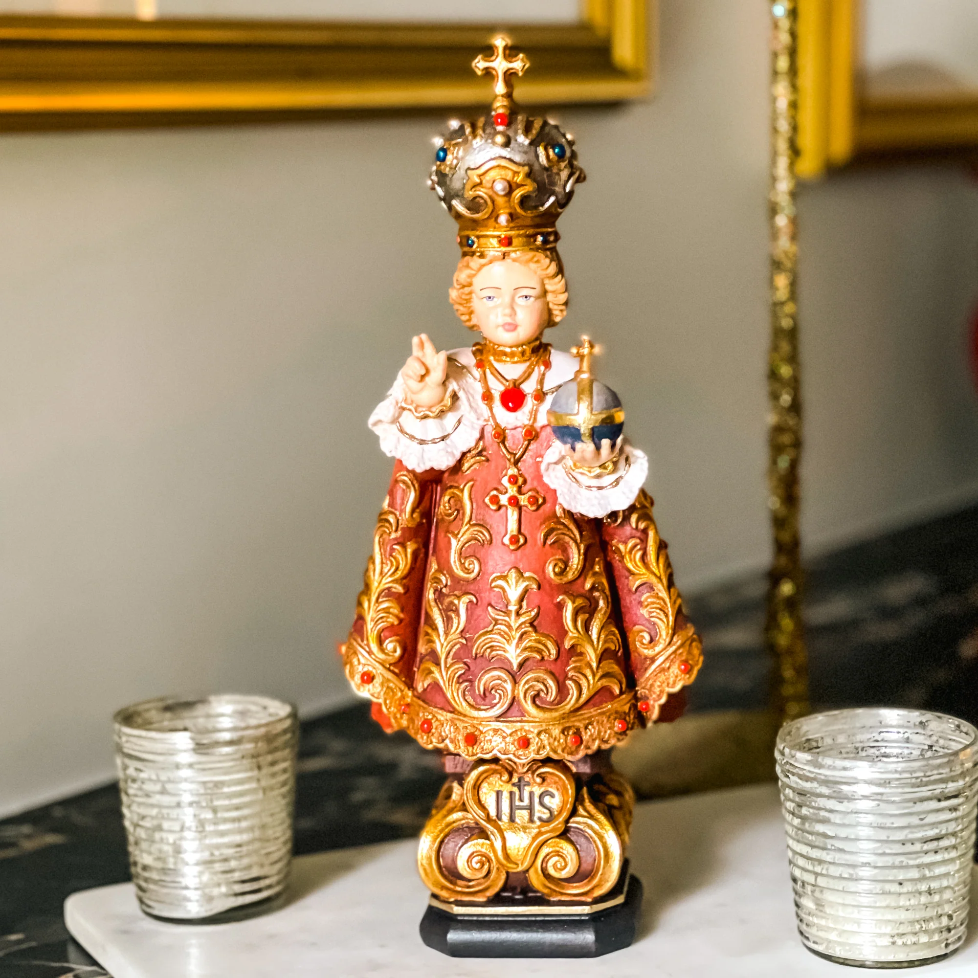 Infant of Prague Hand Made Italian Statue - 11"