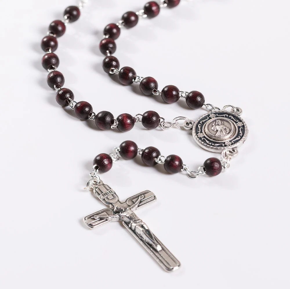 Italian Mahogany Divine Mercy Rosary & Matching Rosary Box Set - Image 3