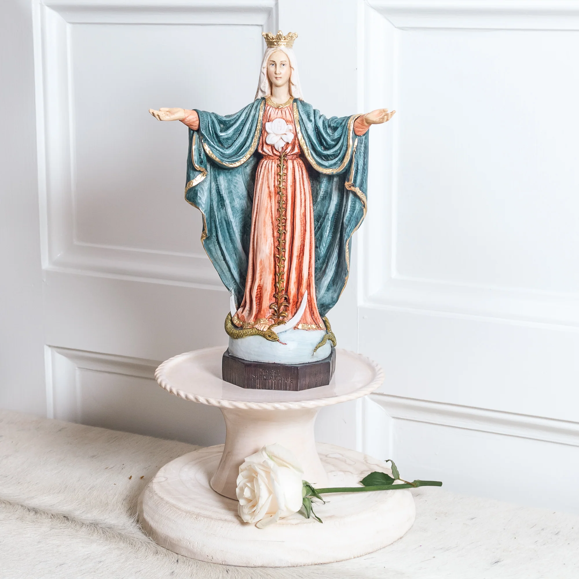 Italian Mary Mediatrix of All Graces Statue - 12.5 "
