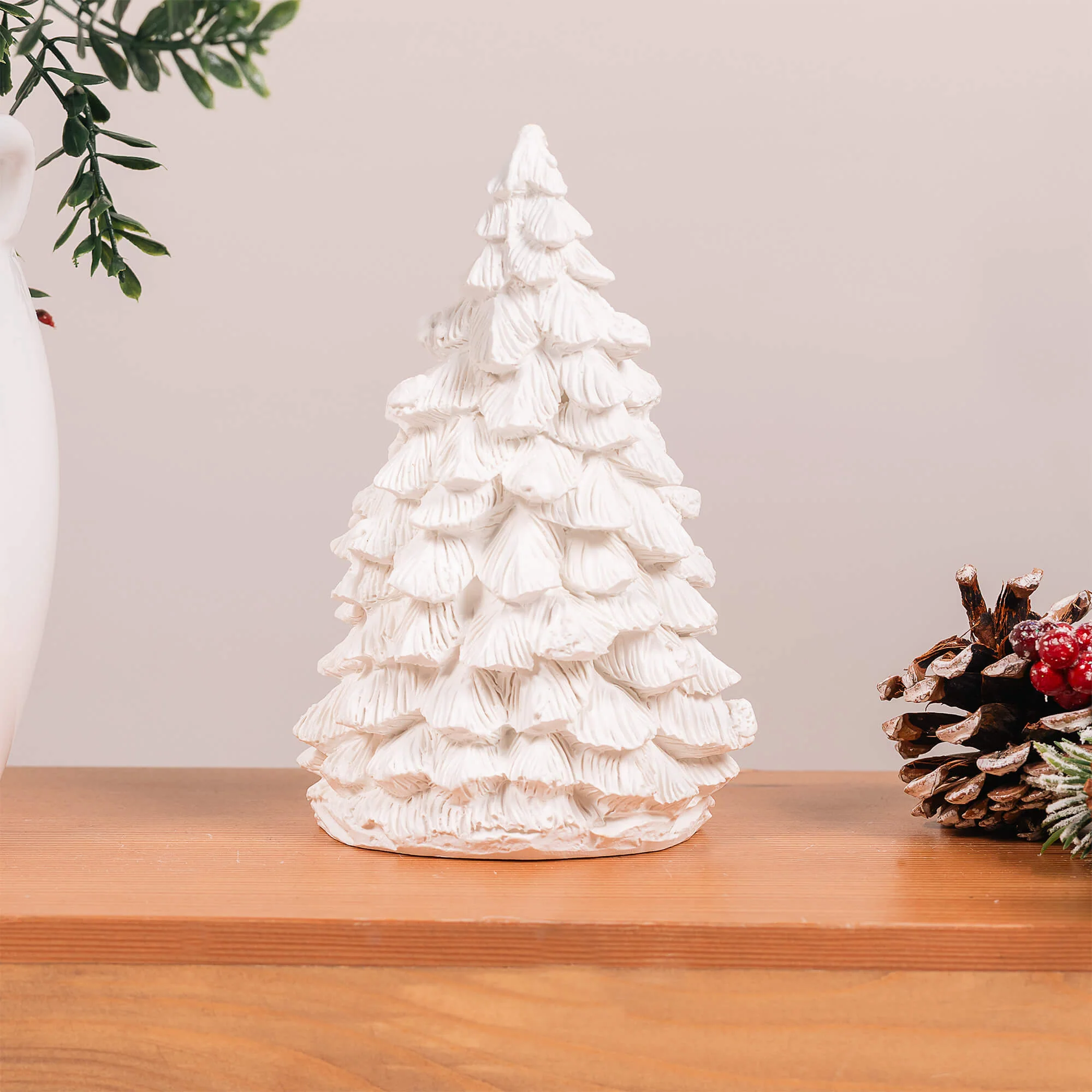 Ivory Resin Christmas Tree One-Piece Nativity - 6" - Image 3