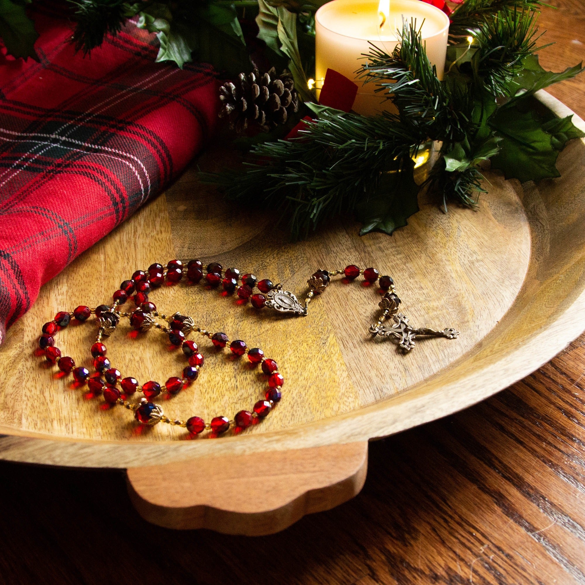 Joy To The World Red Christmas Rosary - Image 4