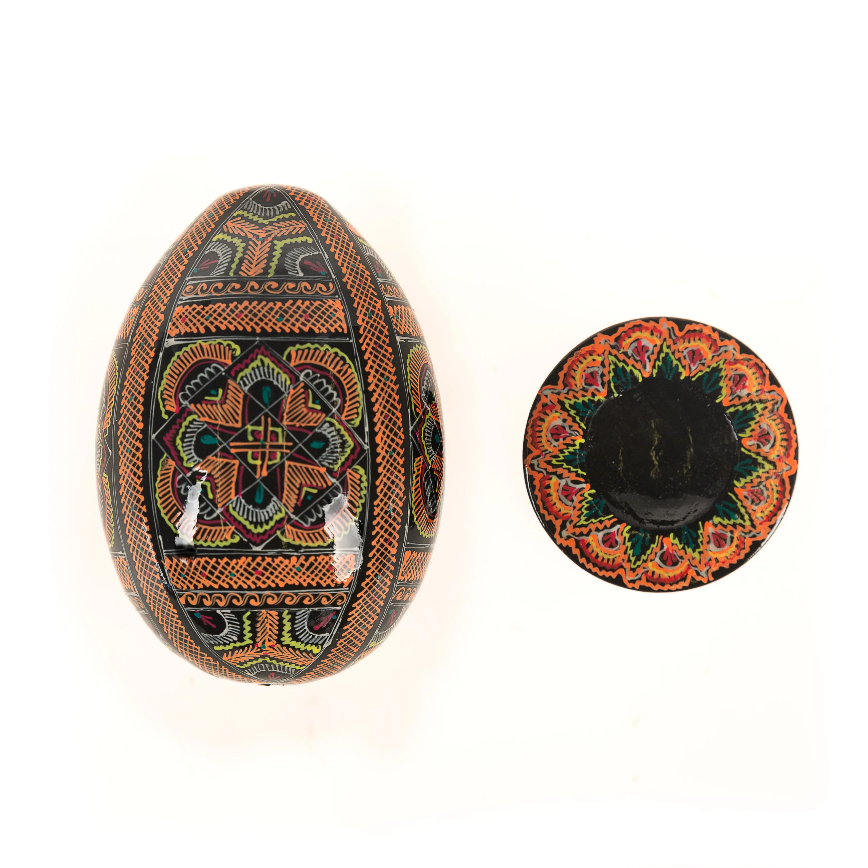 Large Ukrainian Easter Egg (Pysanky) on Stand - Image 3
