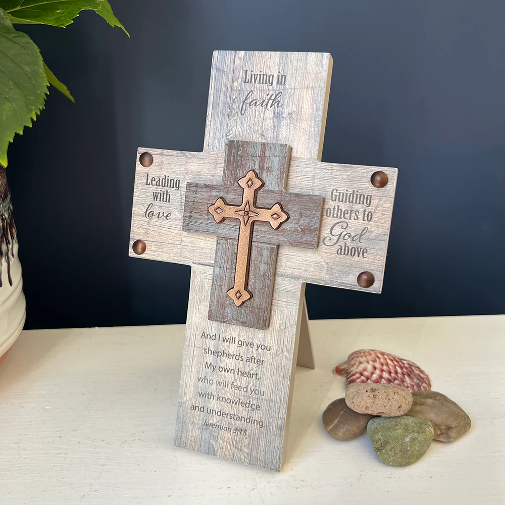 Leading with Love Service Cross - 8.5"