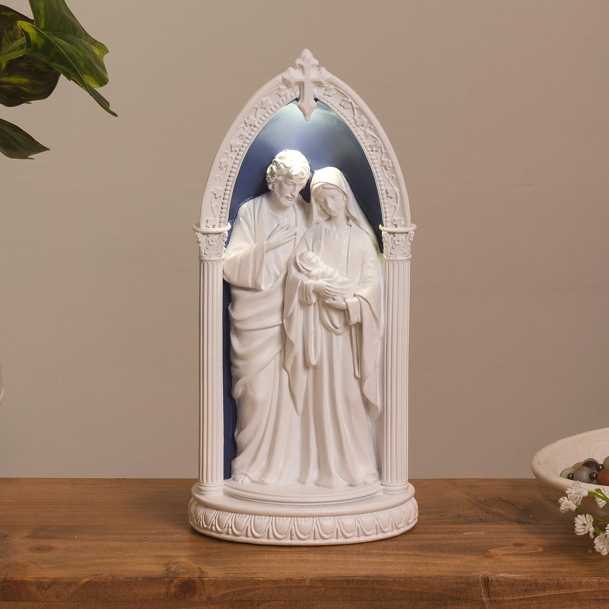 LED Holy Family Della Robbia Style Arch - Image 2