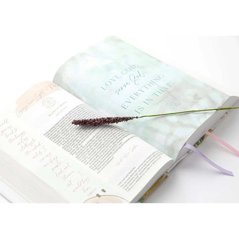 Living the Word Catholic Women's Bible - Image 6