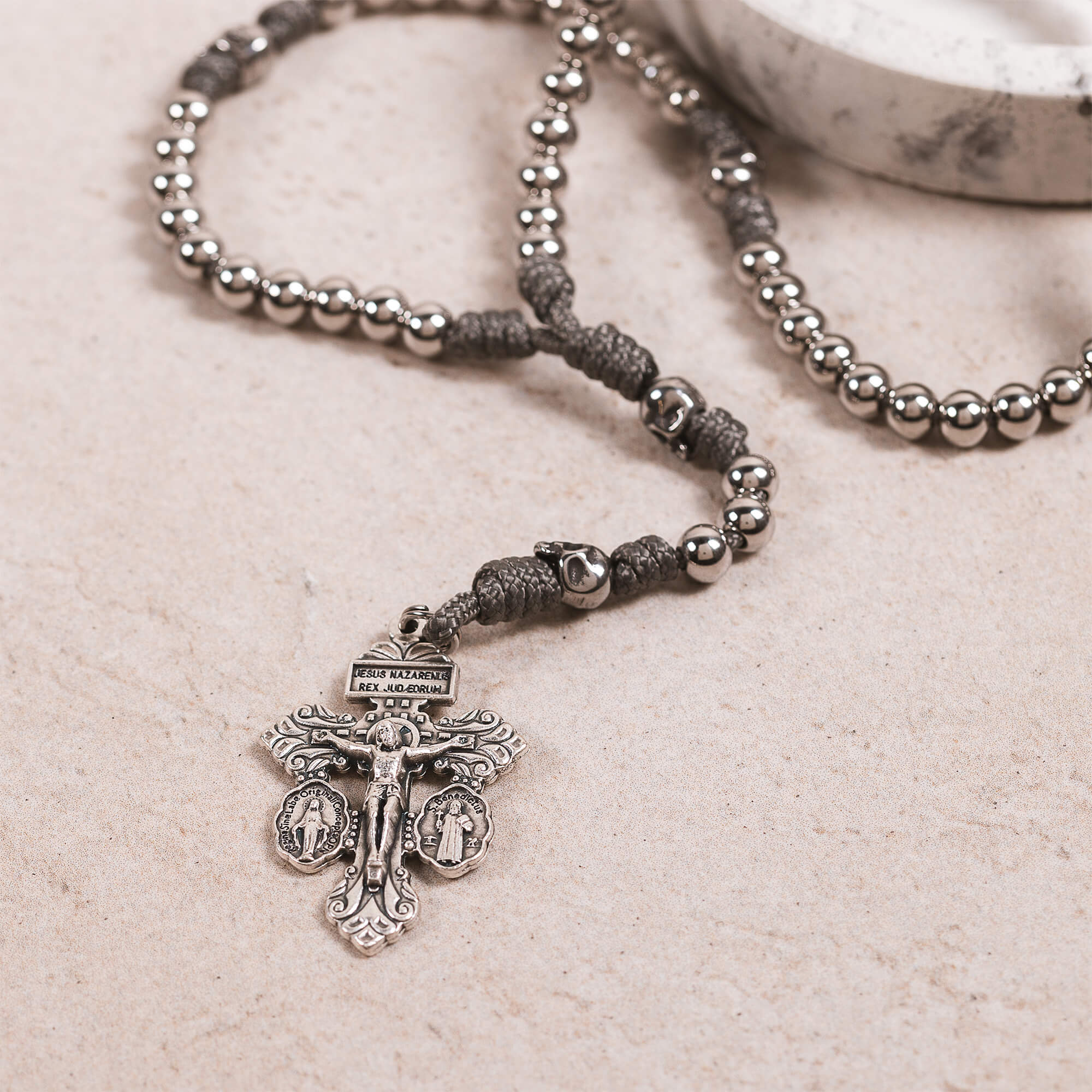 Mini Memento Mori Pardon Crucifix Paracord Rosary - Image 12