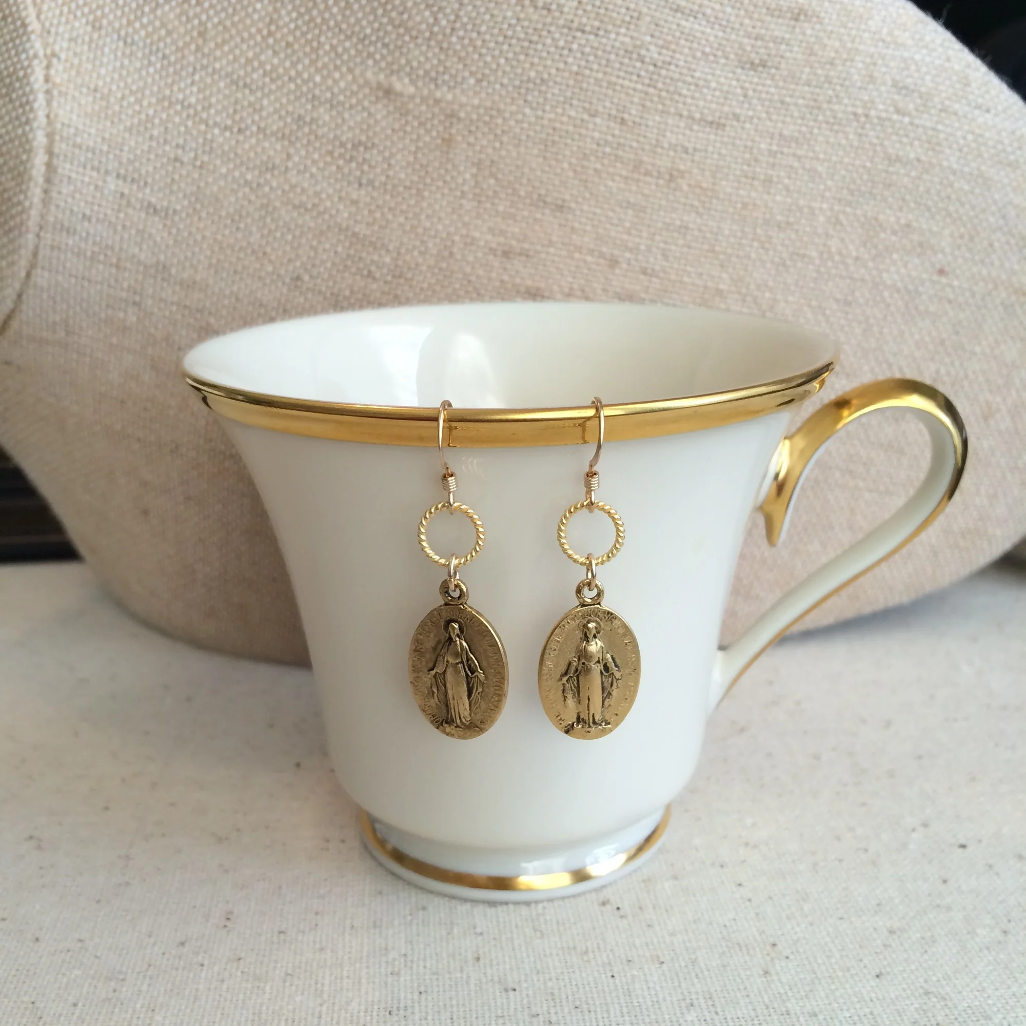 Miraculous Medal Vintage Gold Earrings - Image 2