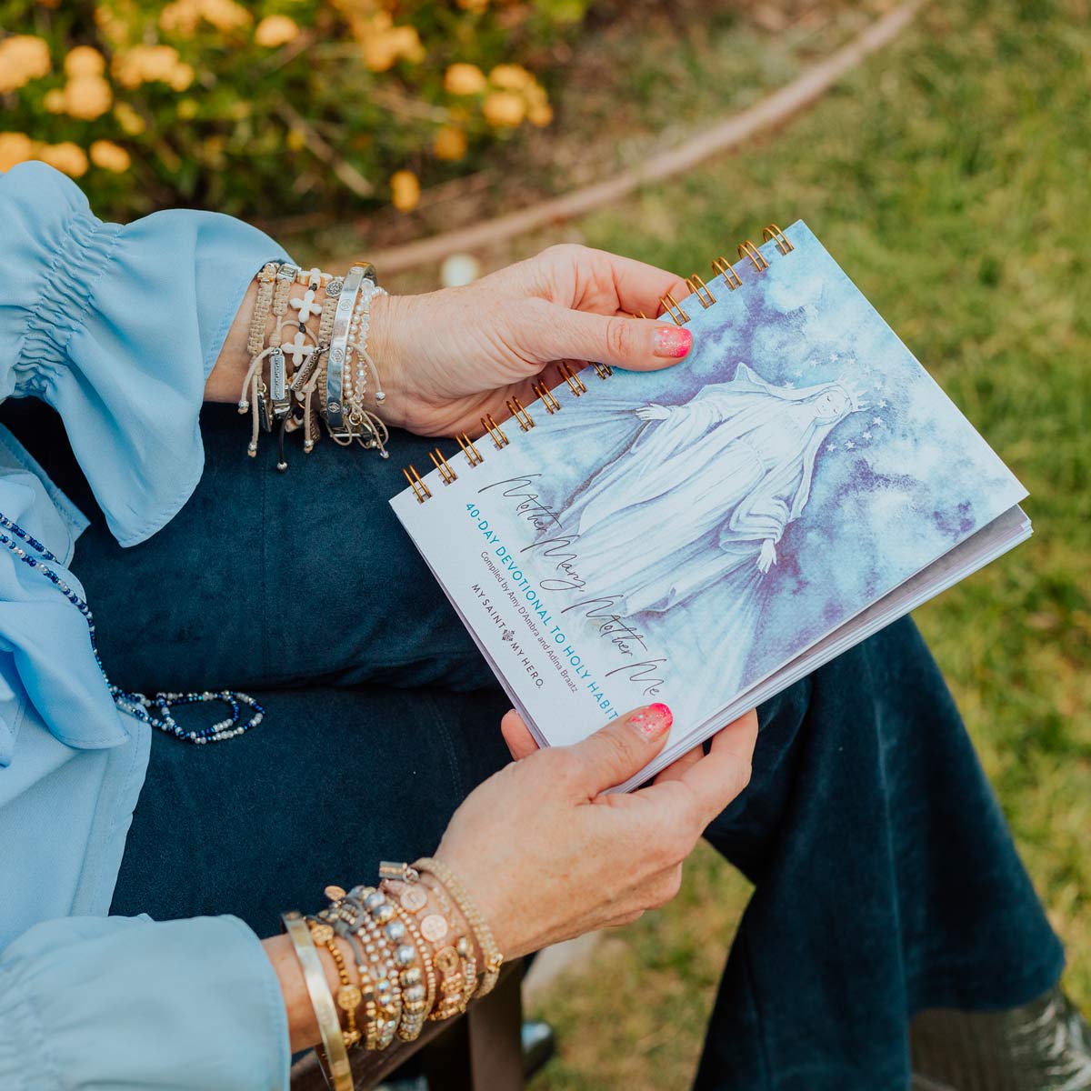 Mother Mary, Mother Me - Devotional Book & Journal - Image 5