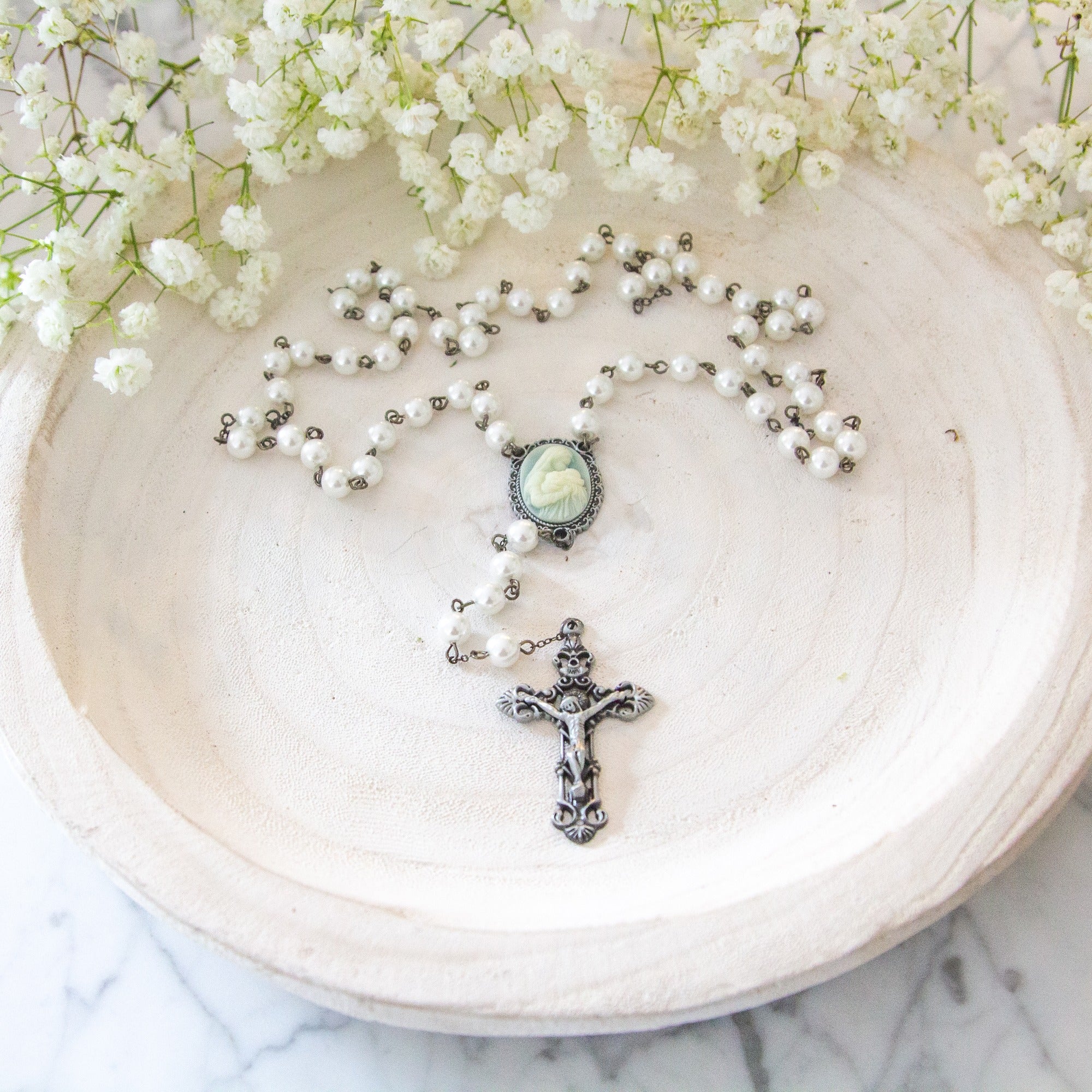 Mother's Kiss Cameo Rosary - Image 2