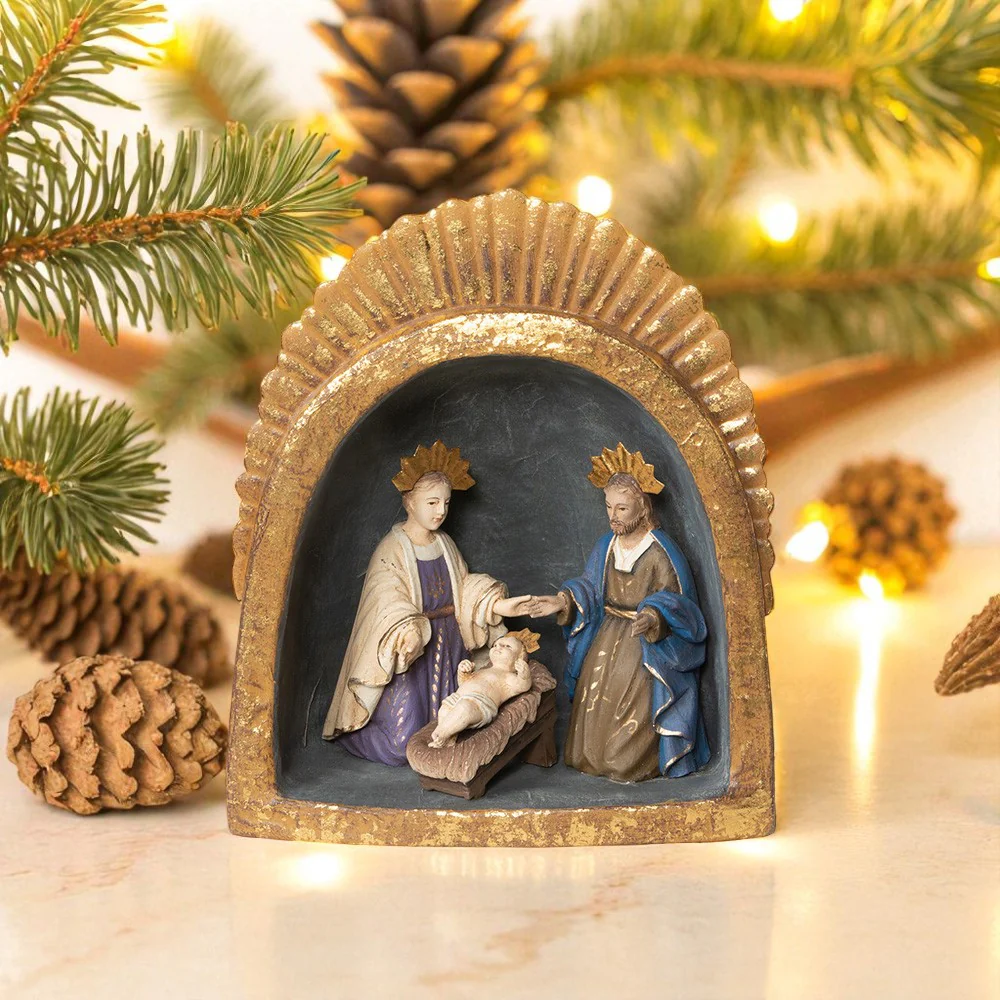 Nacimiento Holy Family Creche