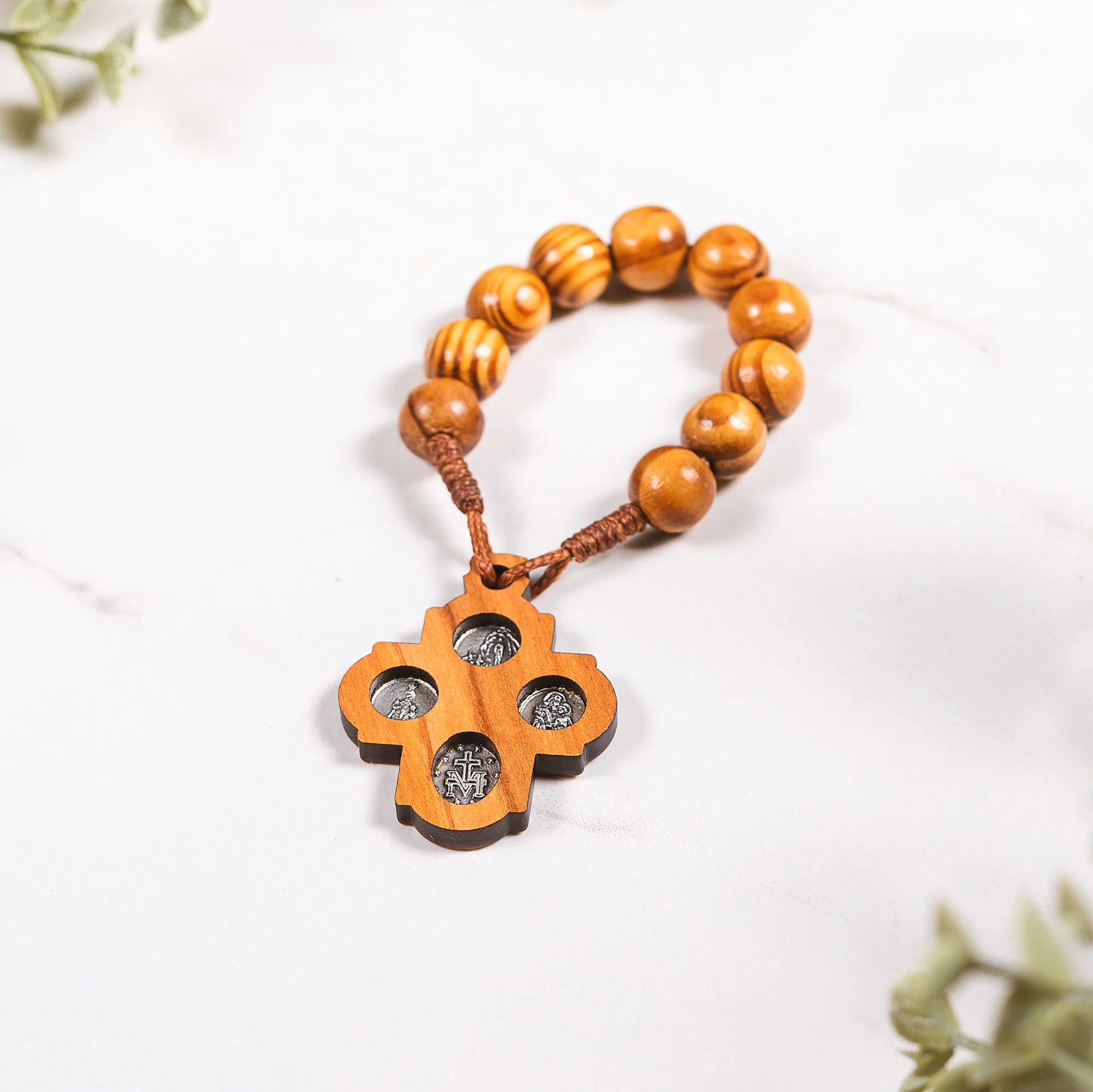 Olive Wood Four Way Medal Finger Rosary - Image 2