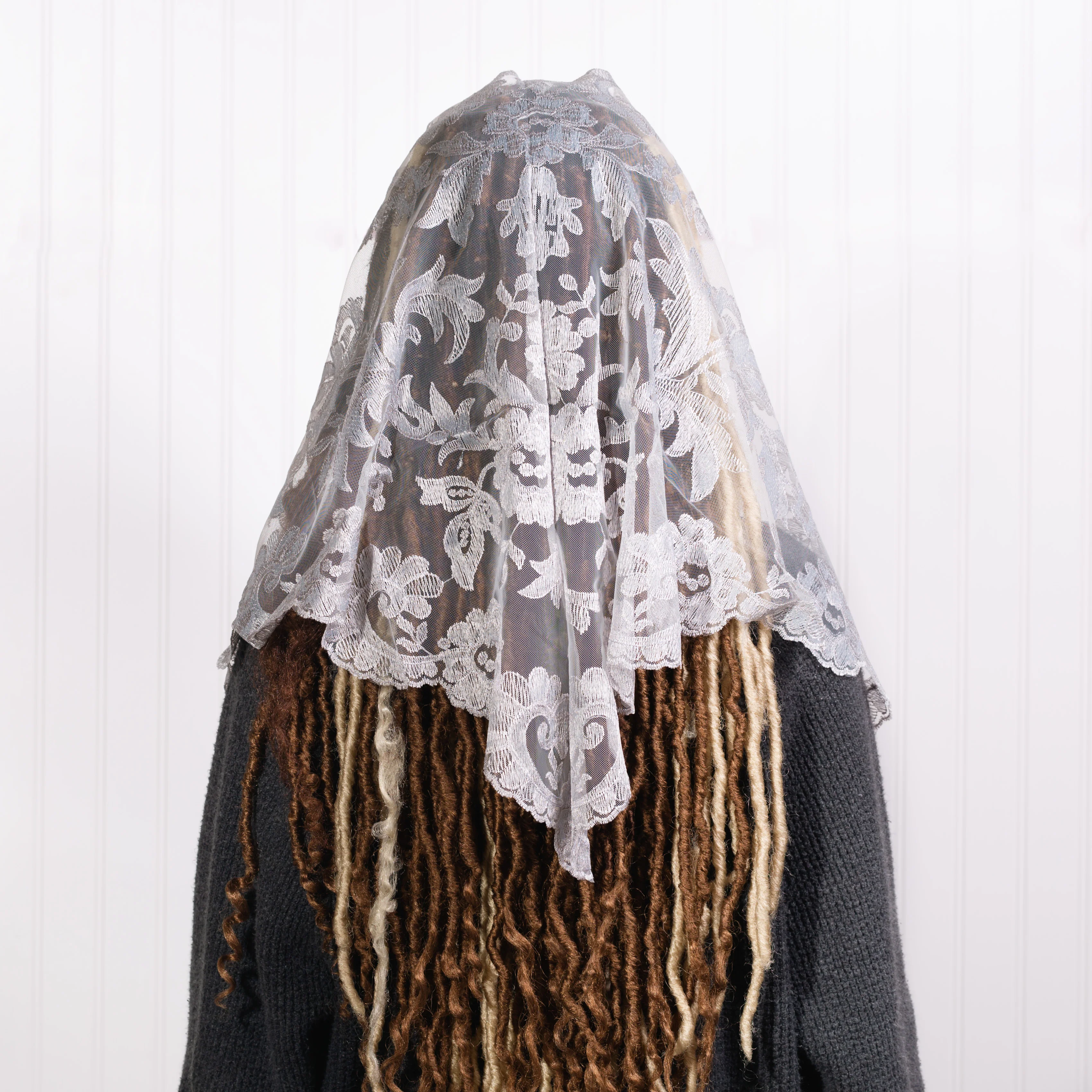 Olivia Spanish Lace Chapel Veil - Multiple Colors - Image 13