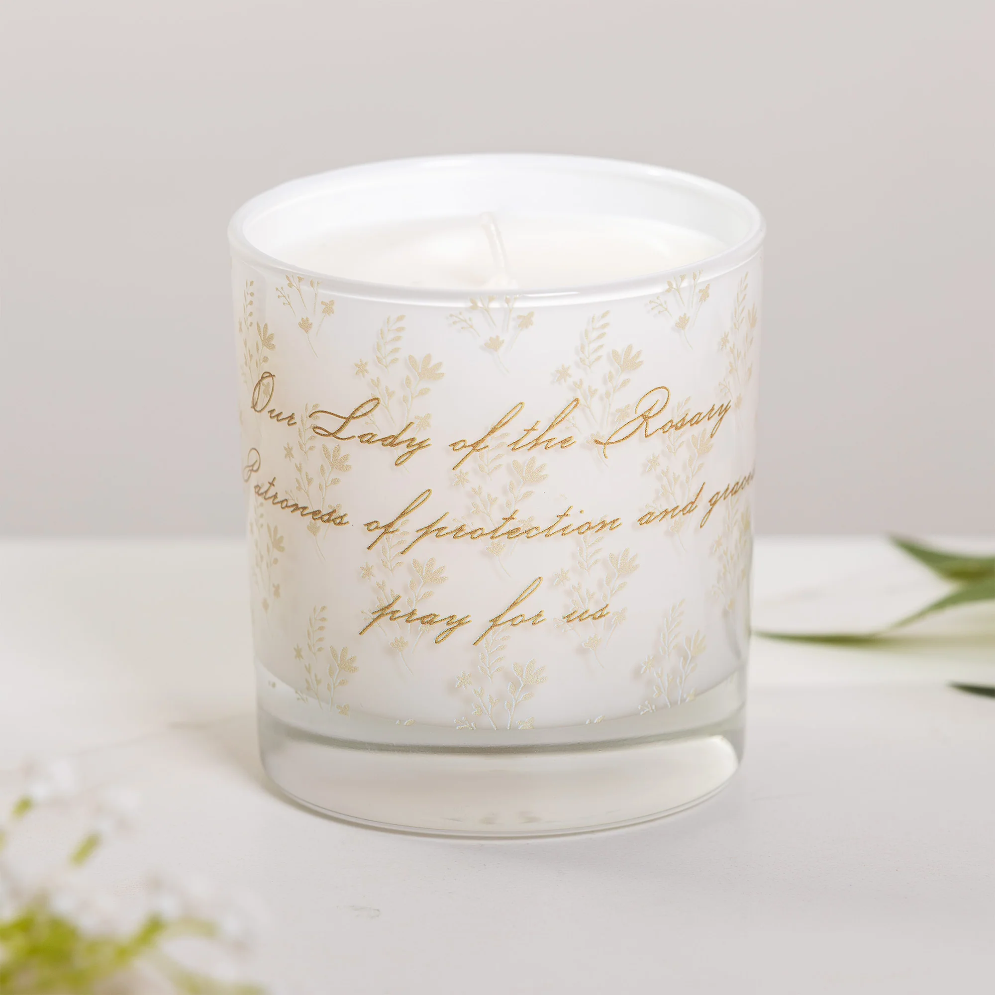 Our Lady of the Rosary Toile Candle - Image 2