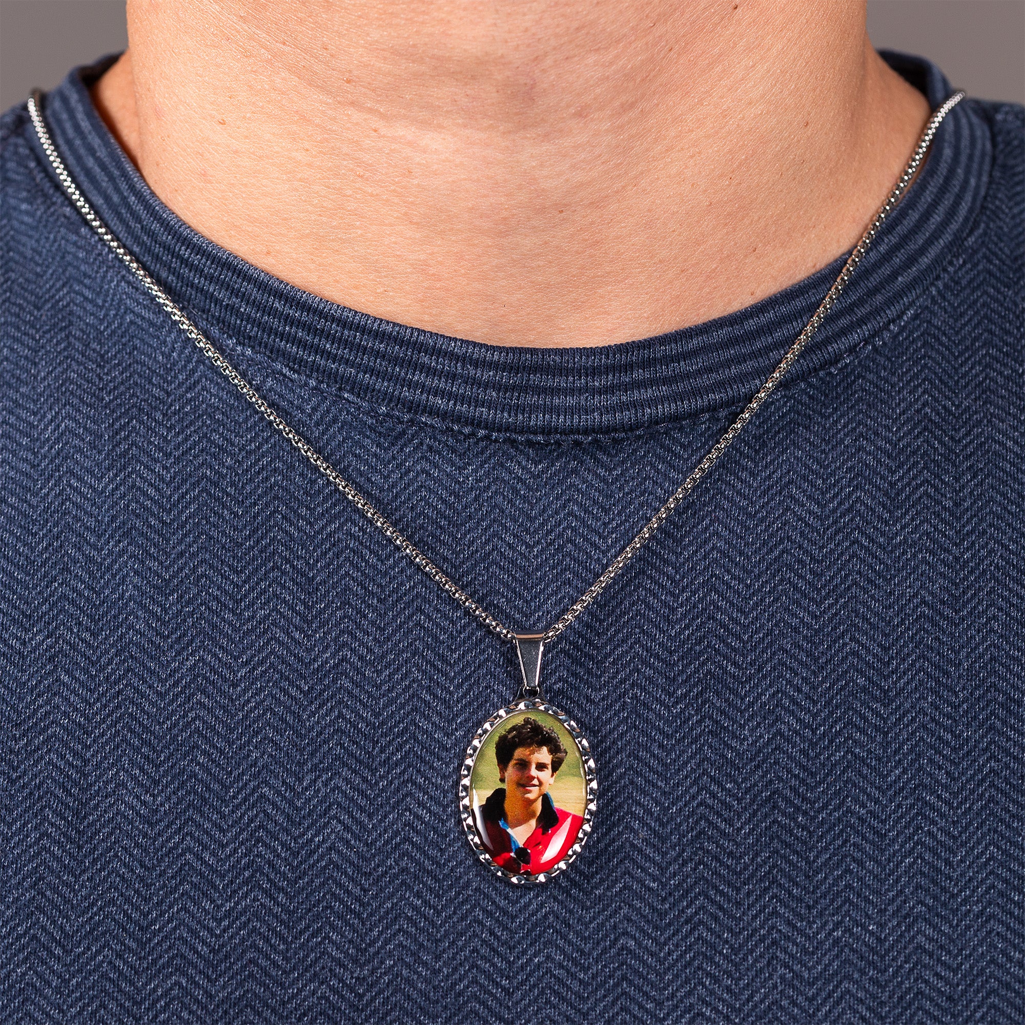 Personalized St. Carlo Acutis Oval Picture Pendant Necklace - Image 5