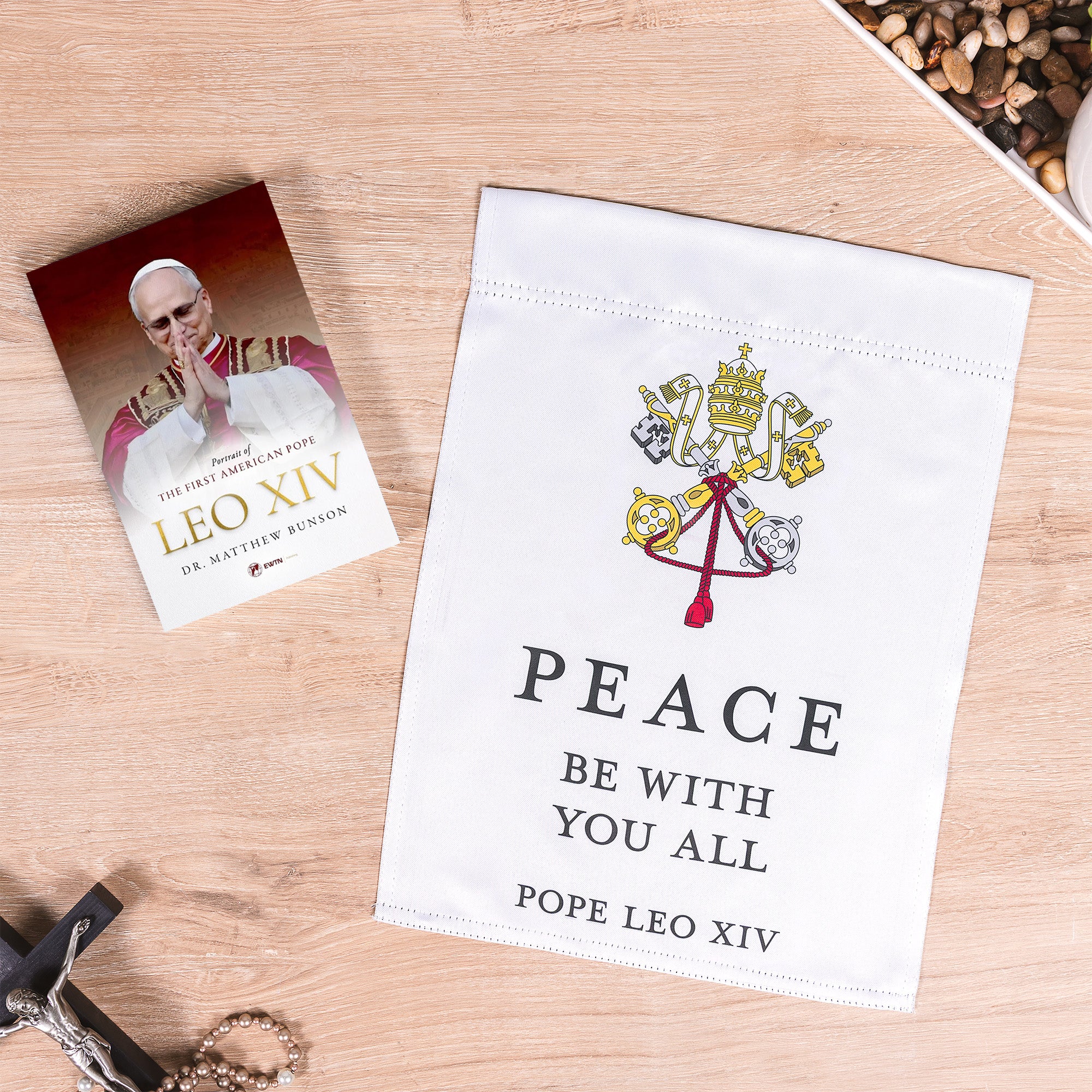 Pope Leo Book & Quote Garden Flag Gift Set