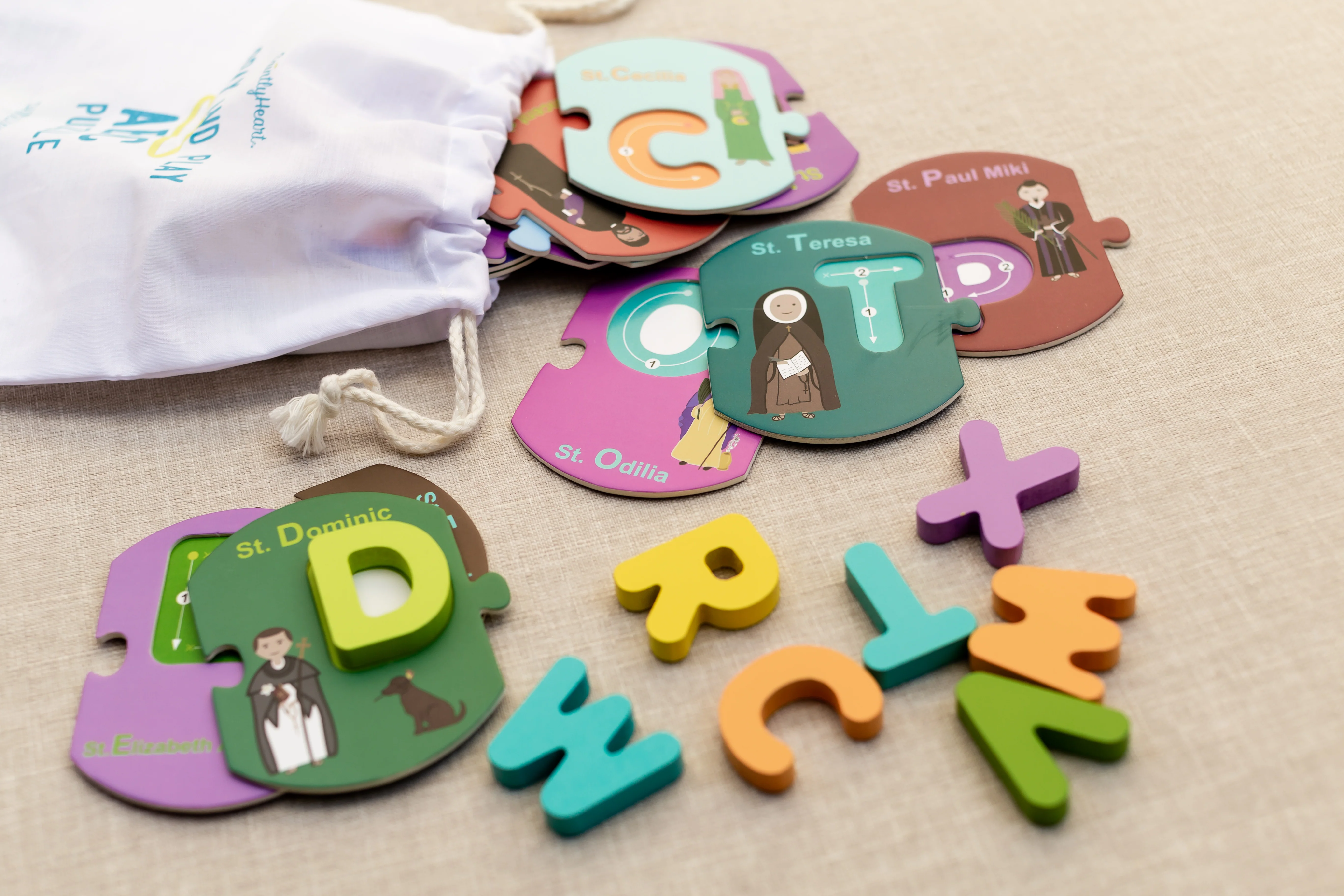 Pray & Play ABC Puzzle Set - Image 2