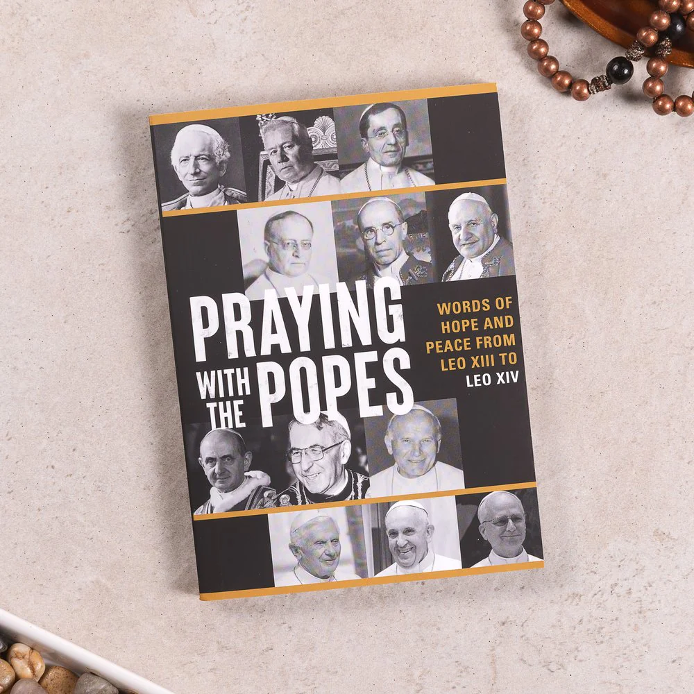 Praying with the Popes: Words of Hope and Peace from Leo XIII to Leo XIV - Image 2