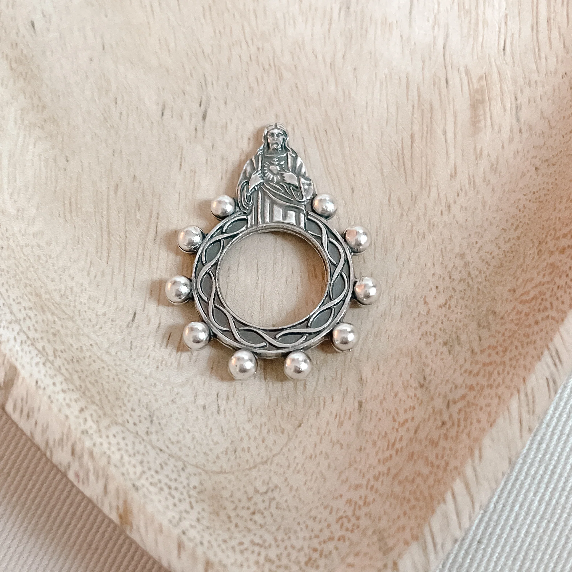 Sacred Heart Finger Rosary Set - Image 3