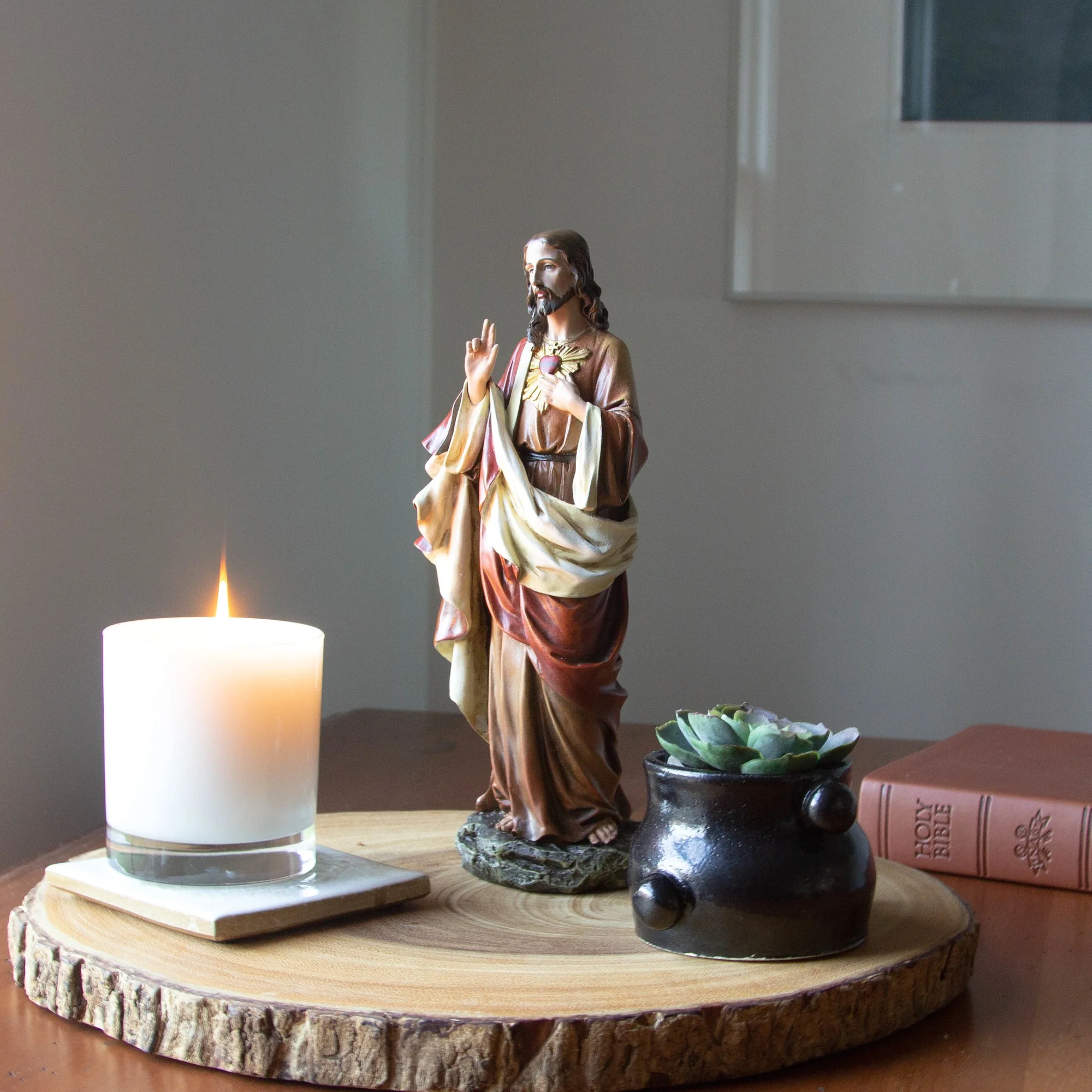 Sacred Heart of Jesus Figure - 10.25 inch - Image 2