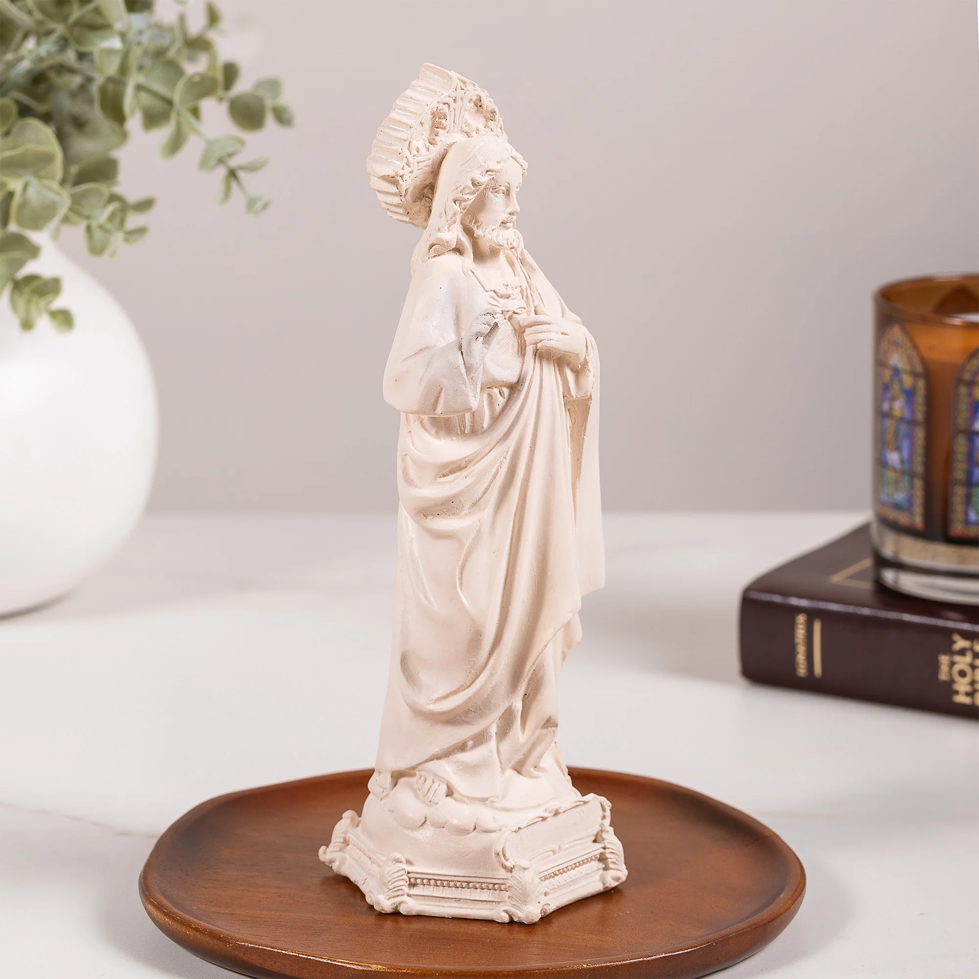 Sacred Heart Statue - White or Hand Painted - 9"
