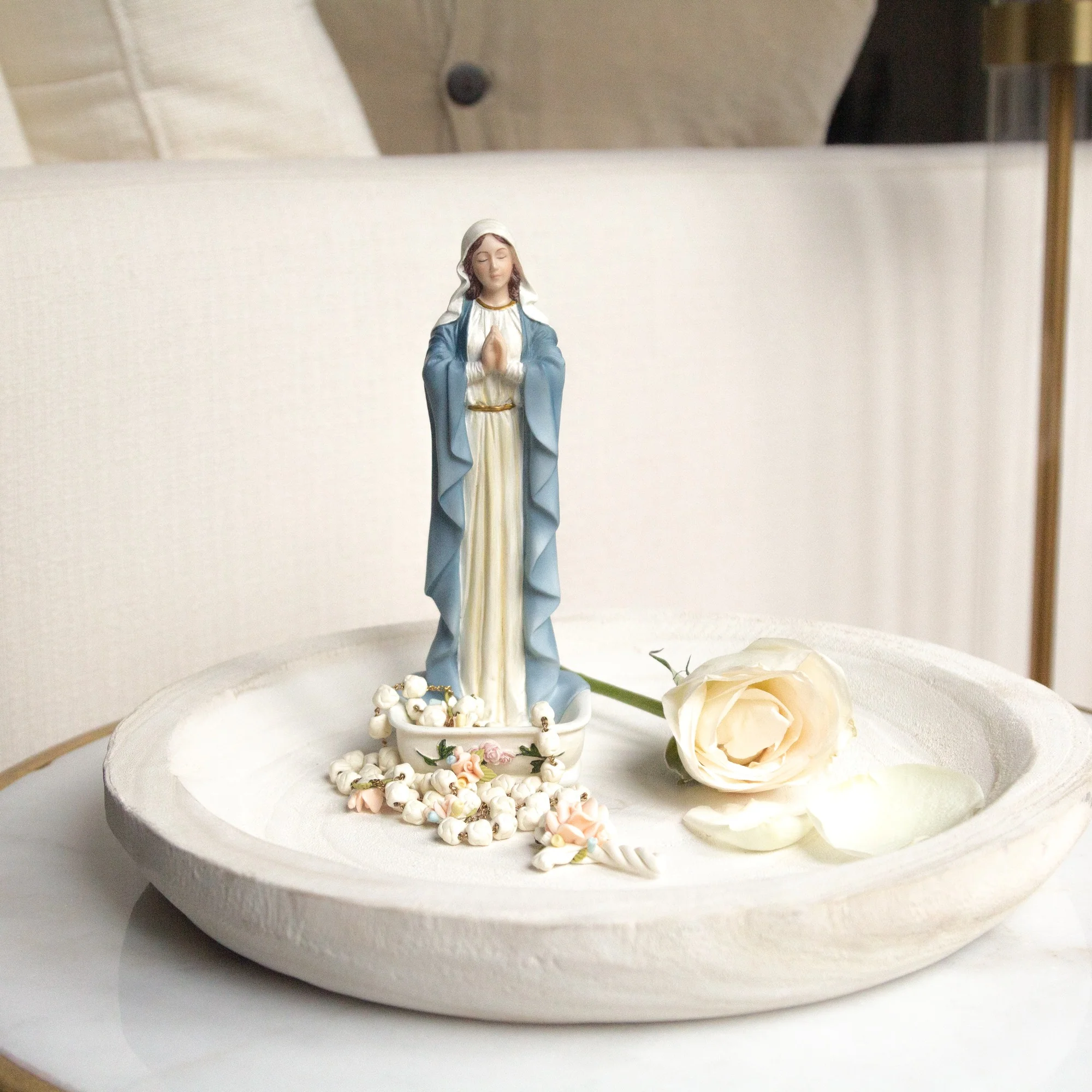 Small Madonna Statue Rosary Holder - Hand Painted - Image 2