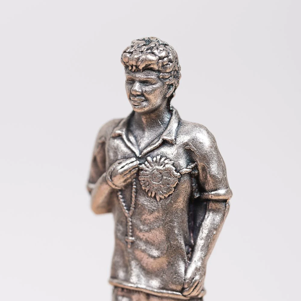 St. Carlo Acutis Figurine on Olivewood Base - 2.64" - Image 2