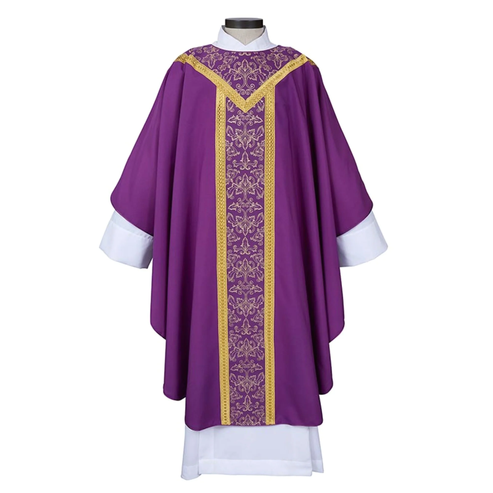 St. Remy Gothic Chasuble - Image 3