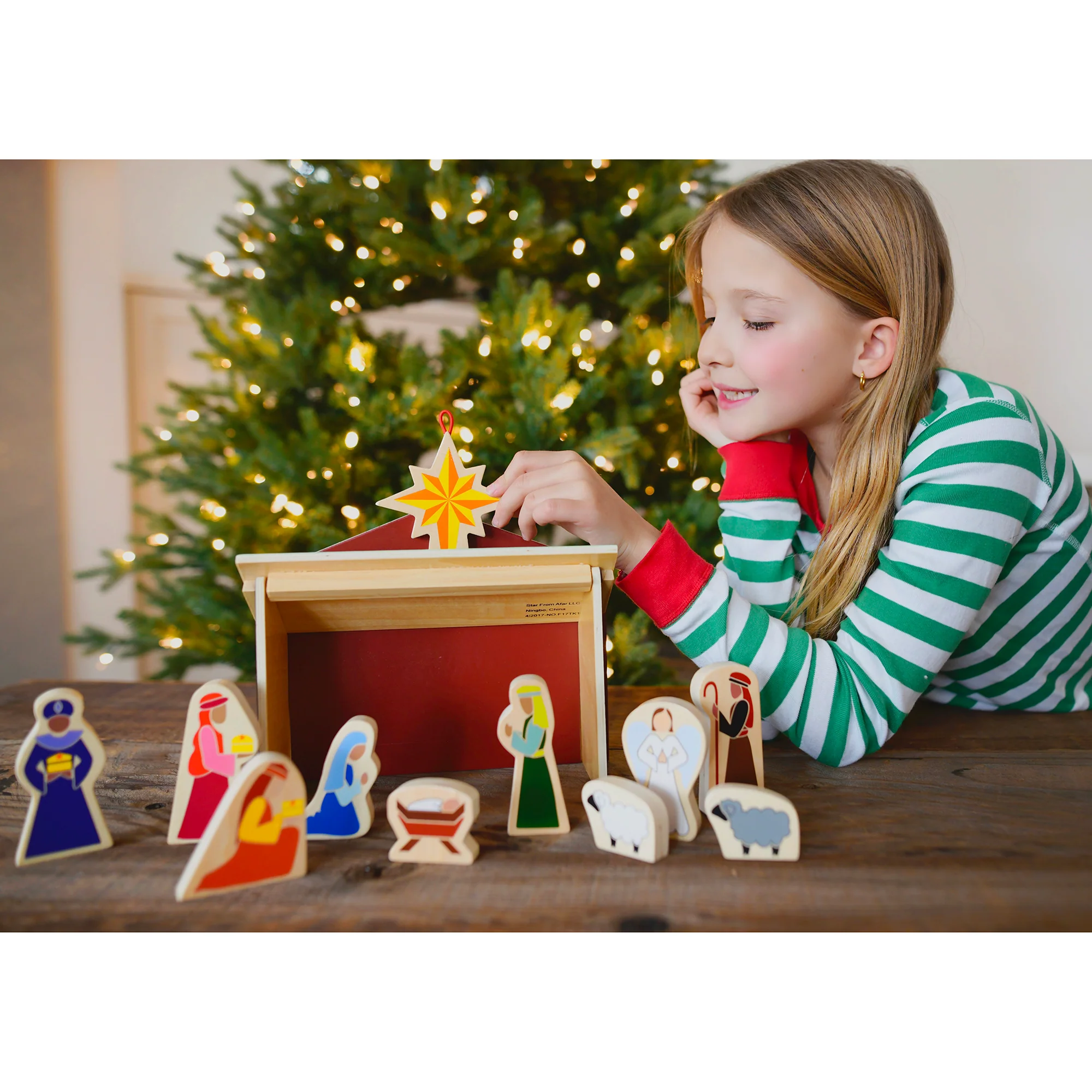 Star From Afar Christmas Activity Set - Image 4