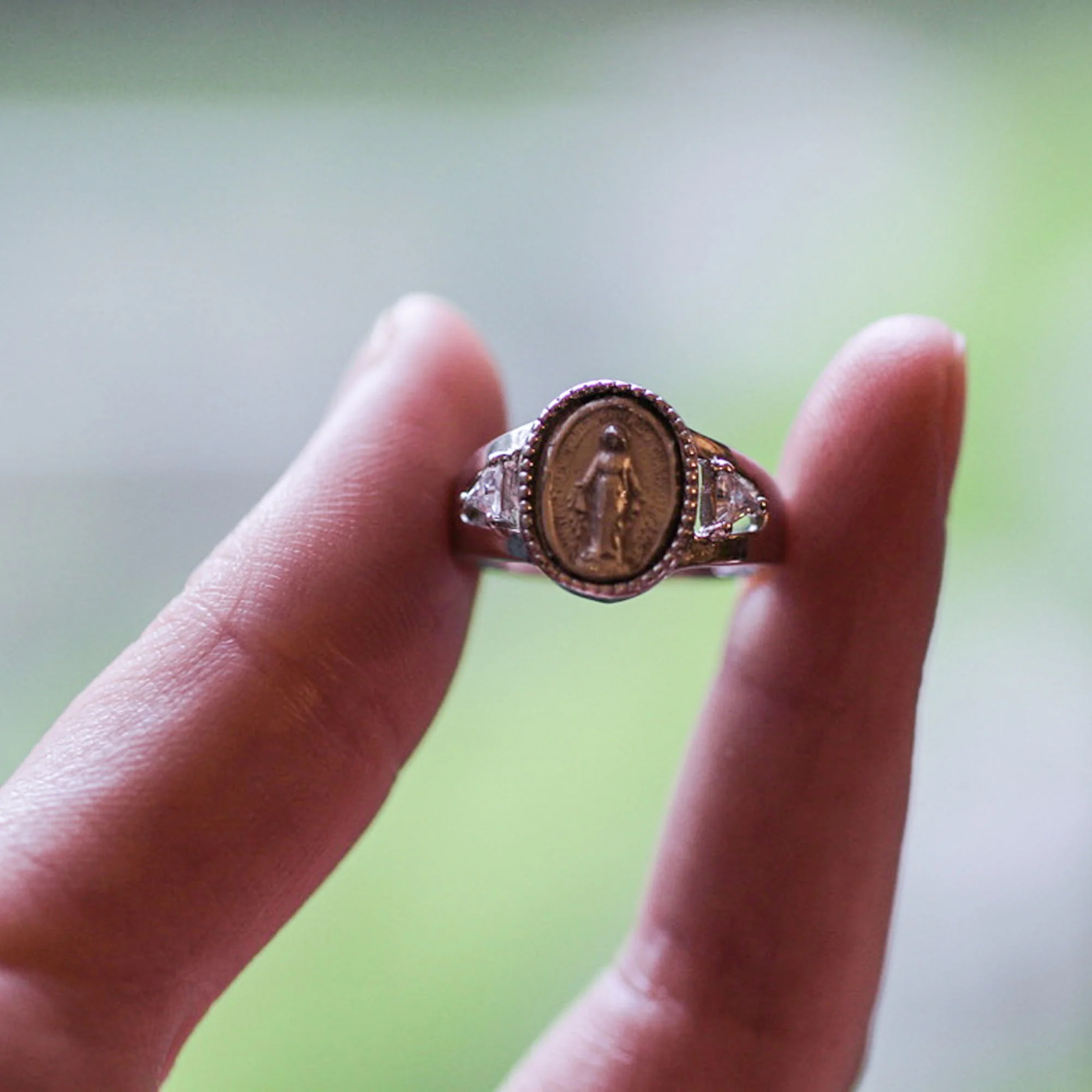 Sterling Silver Miraculous Medal Ring - Image 3