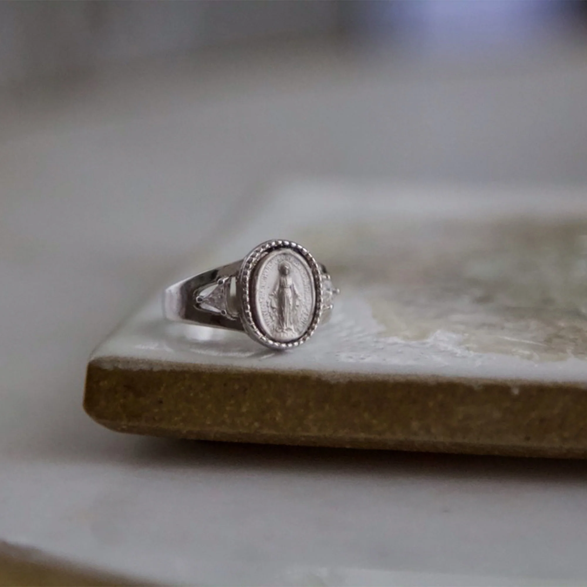 Sterling Silver Miraculous Medal Ring - Image 5