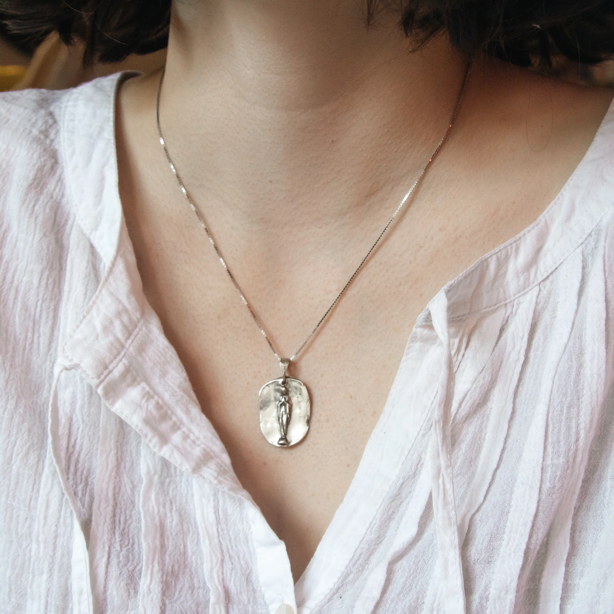 Stylized Sterling Silver Marian Pendant Necklace - Image 6