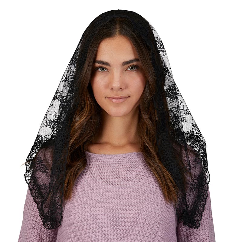 Traditional Black Lace Chapel Veil