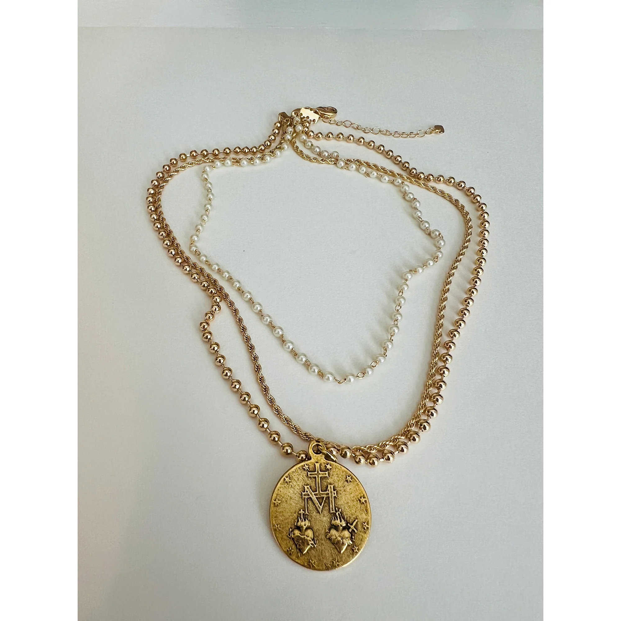 Vintage Marian Medallion Triple Chain Pearl Necklace - Image 2